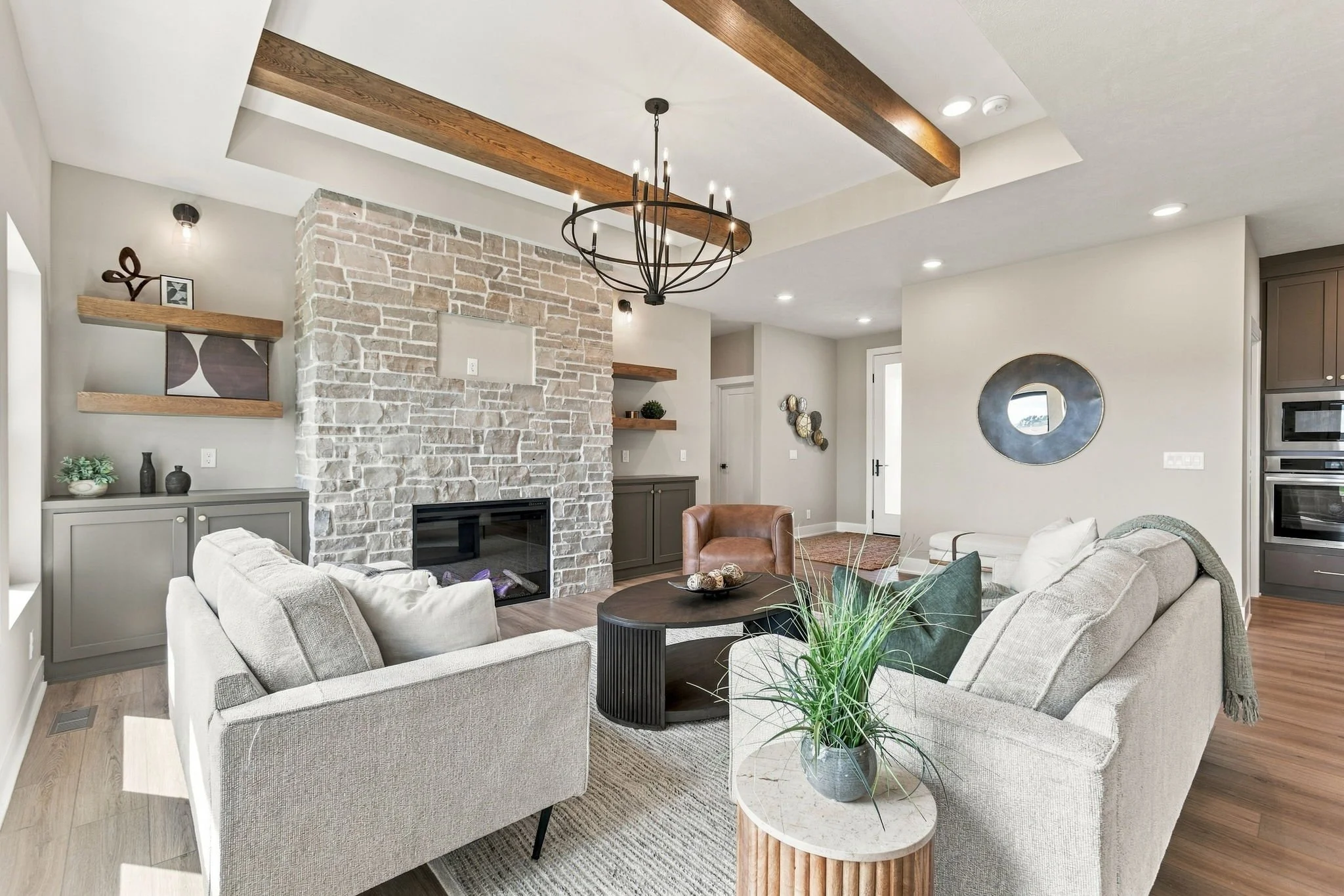 13-web-or-mls-4509 N 213th St-12.jpg