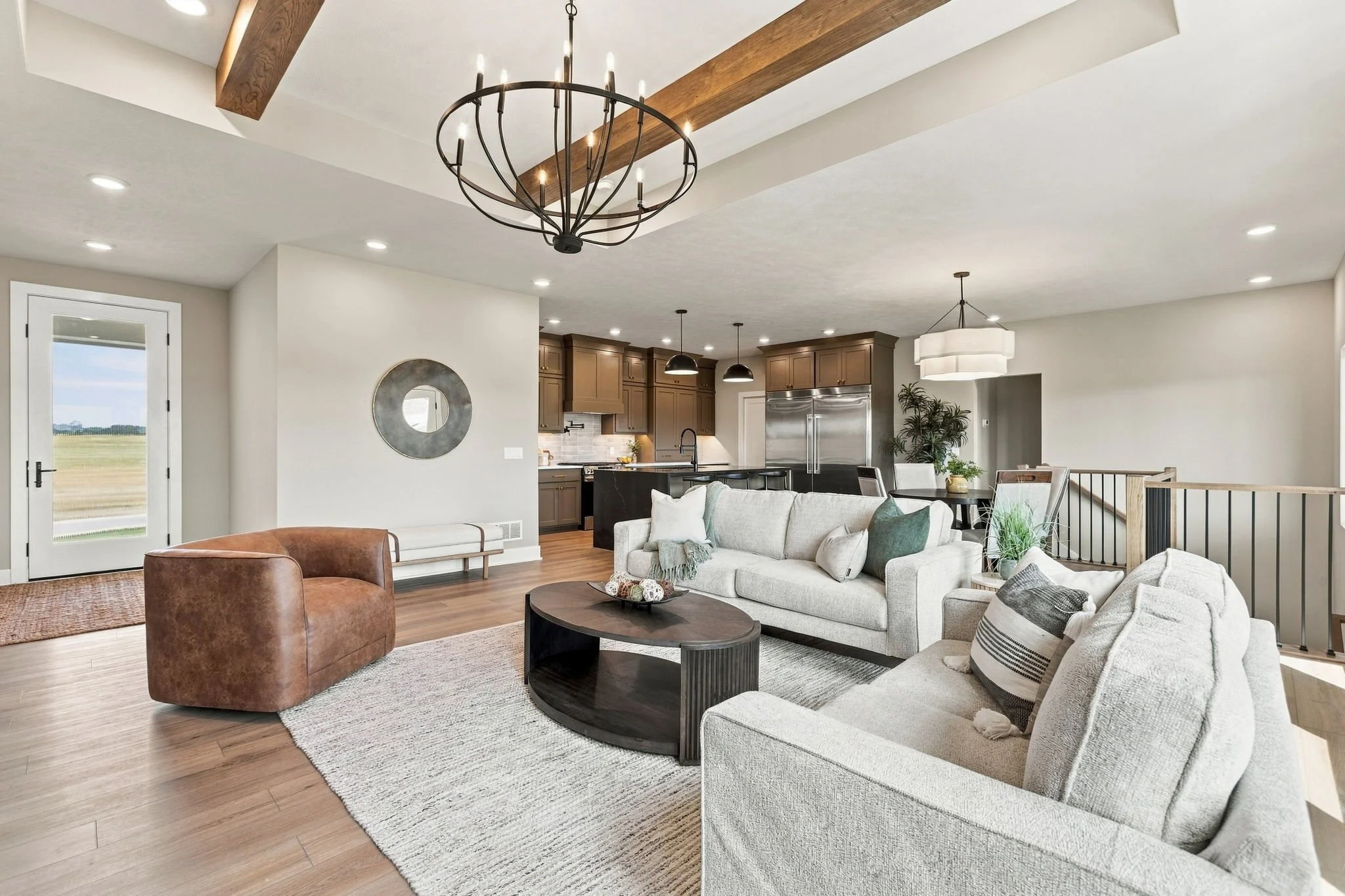16-web-or-mls-4509 N 213th St-15.jpg