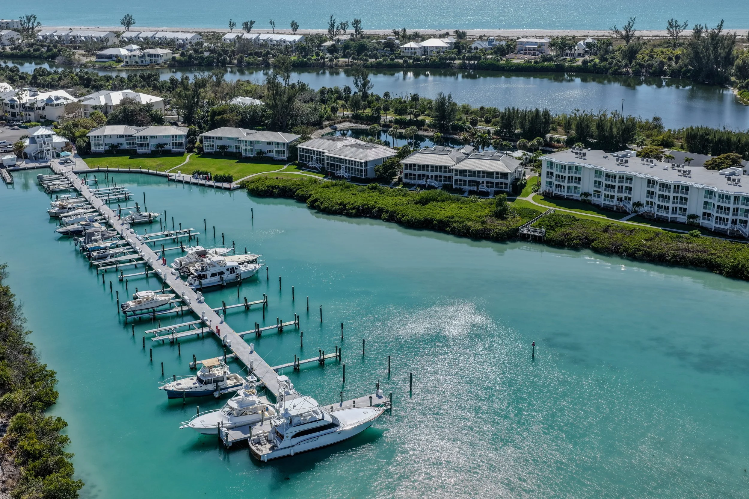 5854 Gasparilla Rd - HDR-69.jpg