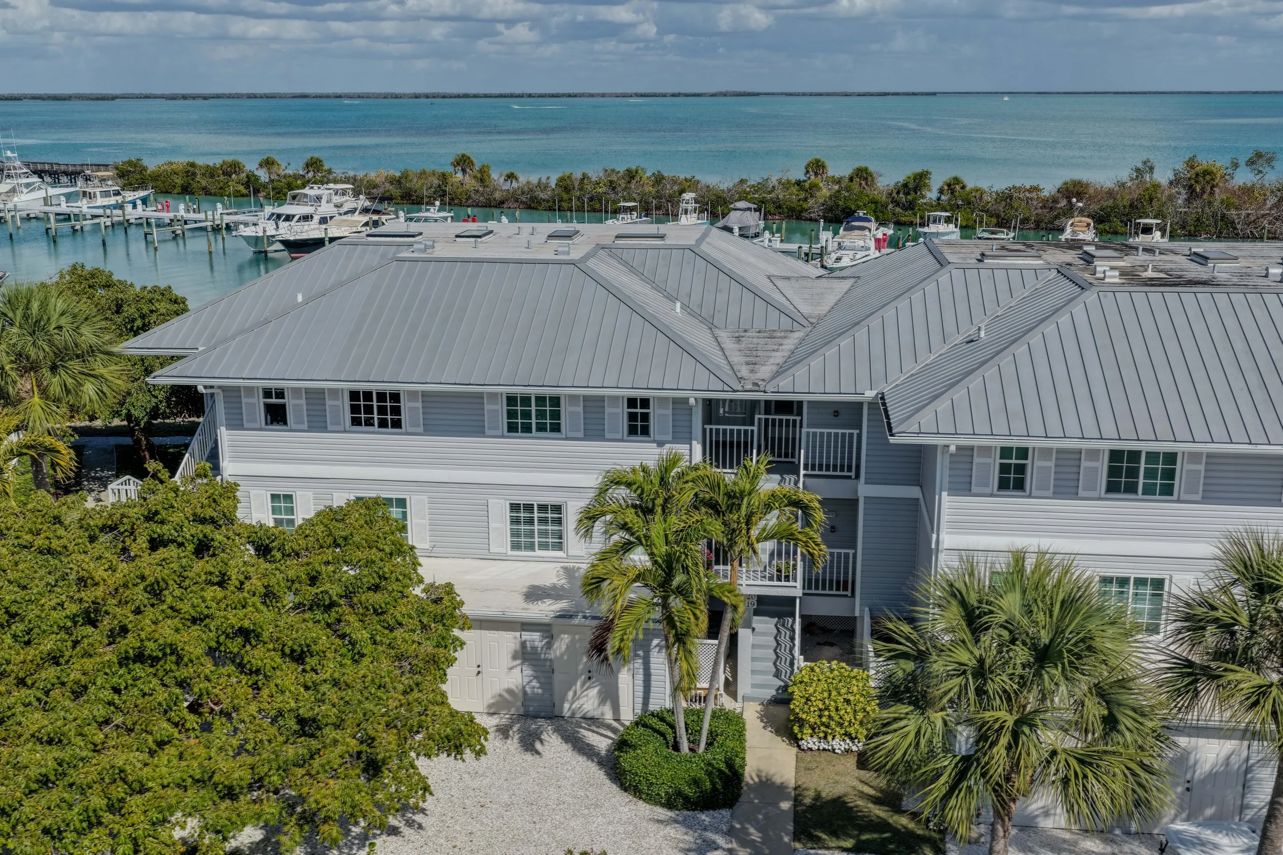 5854 Gasparilla Rd - HDR-78.jpg