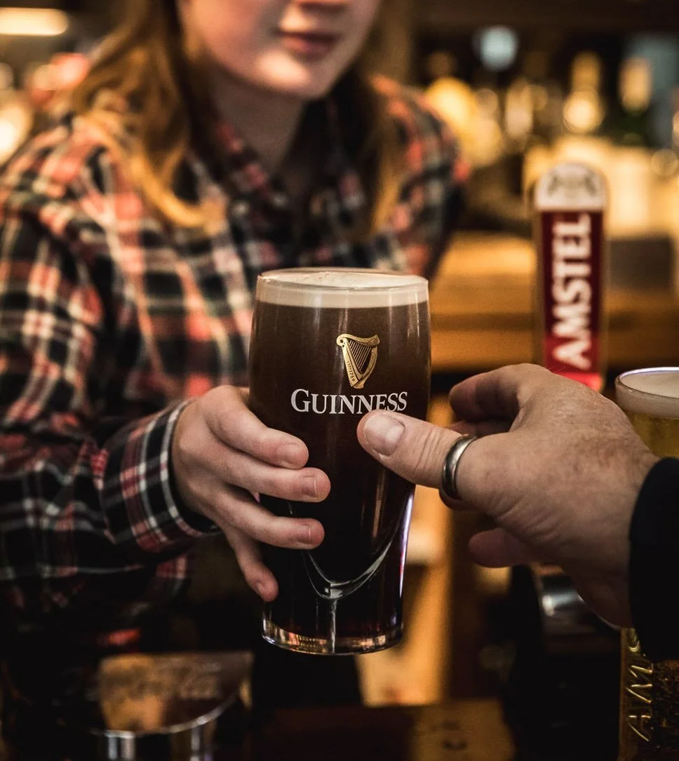 For generations, it was said that Thursday was the proper day for a pint of Guinness.

Market traders would finish early.
Dock workers would wash the grit from their hands.
Publicans would tap a fresh keg, knowing the stout had settled just right by 
