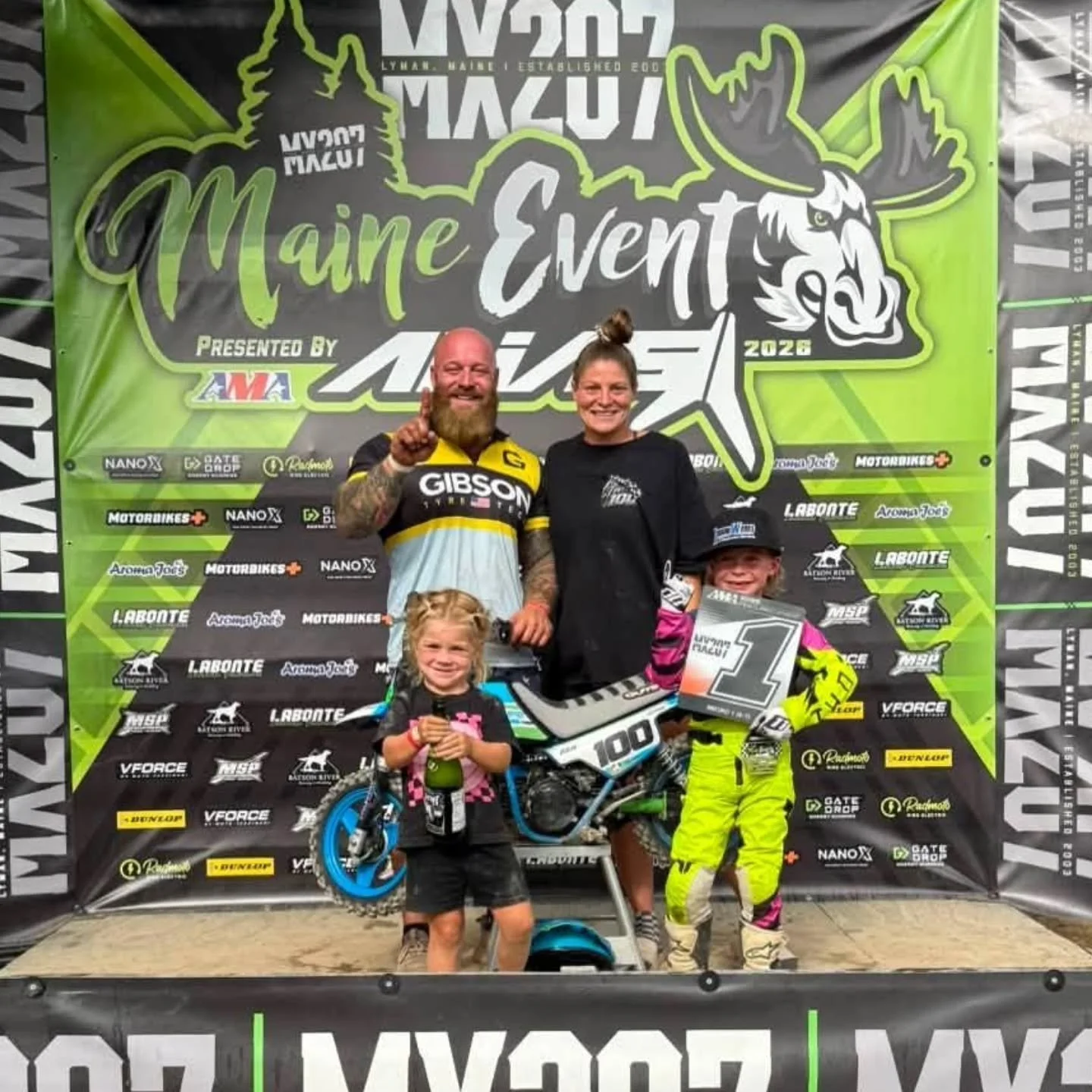 Congrats to Gibson Gold Athlete @mavtwig @mx207 for pulling not 1 but ✌️ Overalls!! Big weekend for a little dude!! Excellent job! 
@nataliekosko34 @bigtwig_

P1 50 4-6 Shaft
P1 50 4-6 JR
