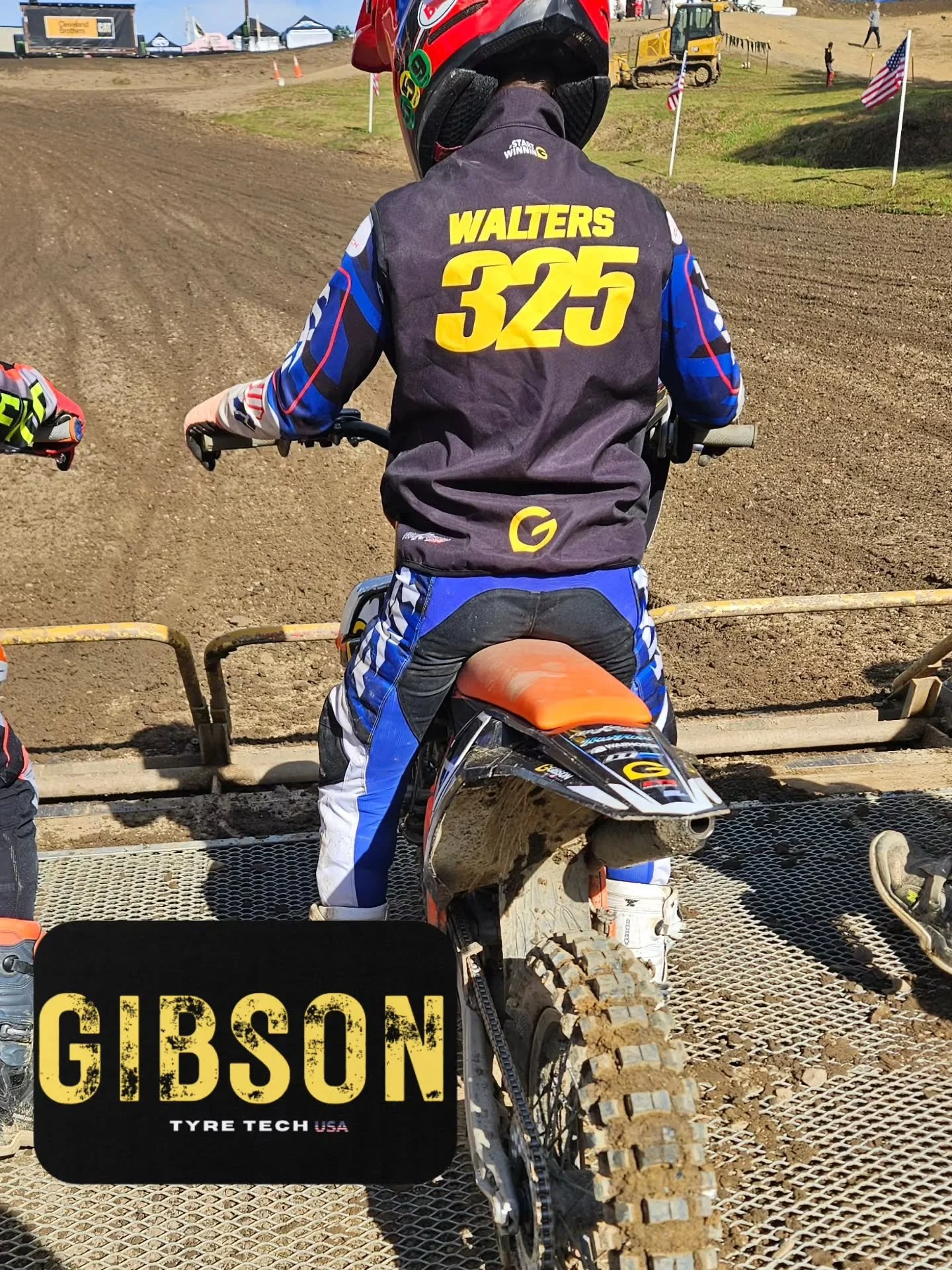 Gibson Tyre Tech USA athletes on deck @mpdirty100 @pleasurevalleyraceway #Supermini to start the day off... Every gate has a Gibson tire on it. Keep those 👀 peeled #daretobedifferent #themovement