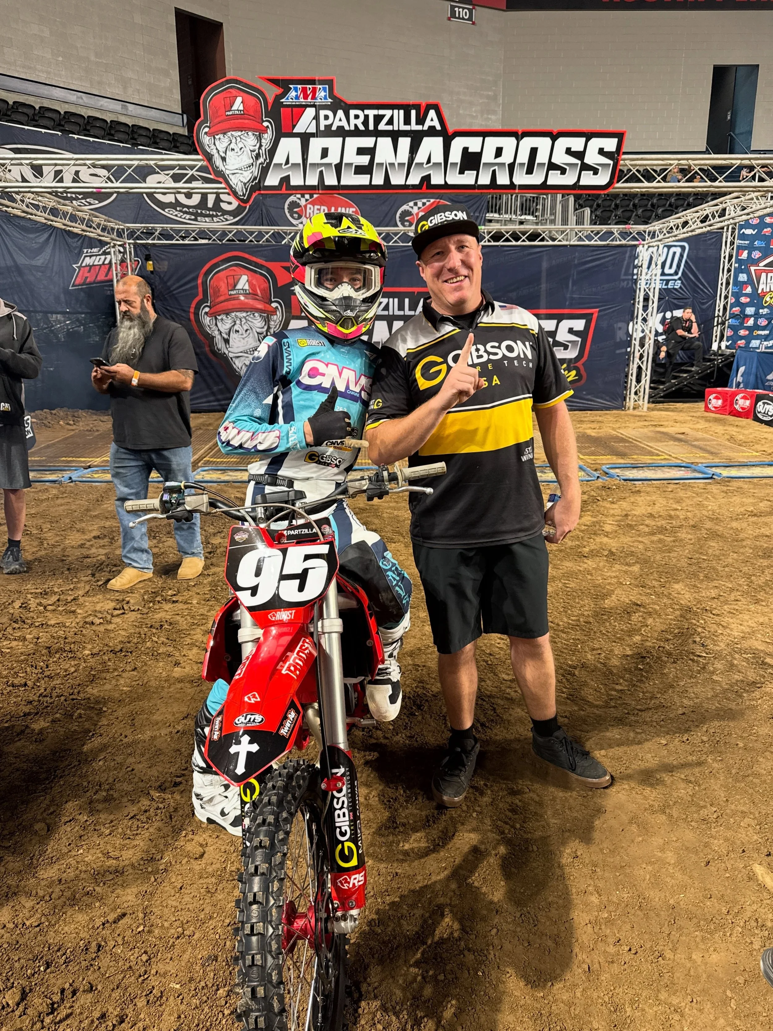 @amapartzillaarenacross  and the racers put on a show tonight! 
See yall tomorrow for RND 2!
#partzillaarenacross #arenacross #show #doit