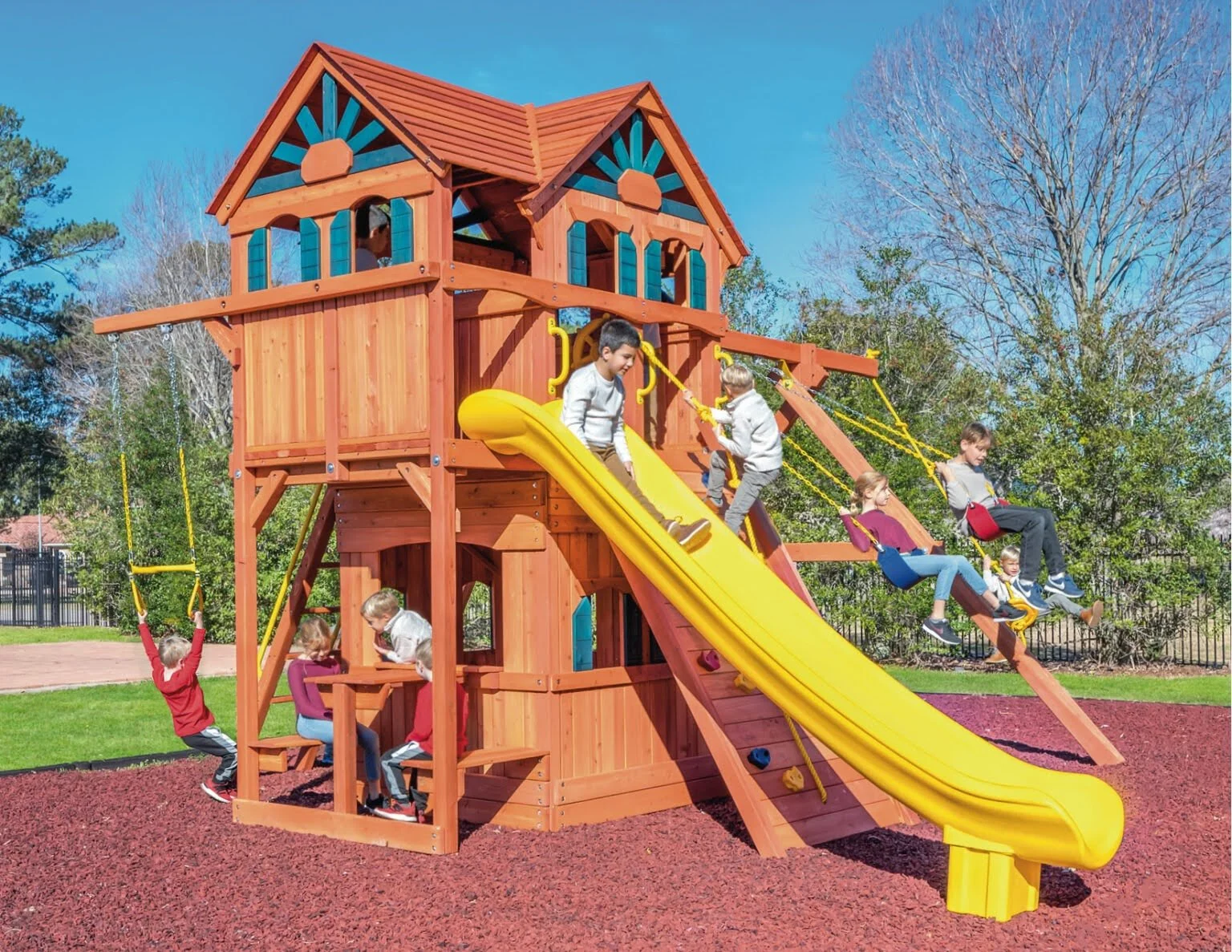 34-65MegadeckFort-wTreehouse_Playhouse-1536x1187.jpg