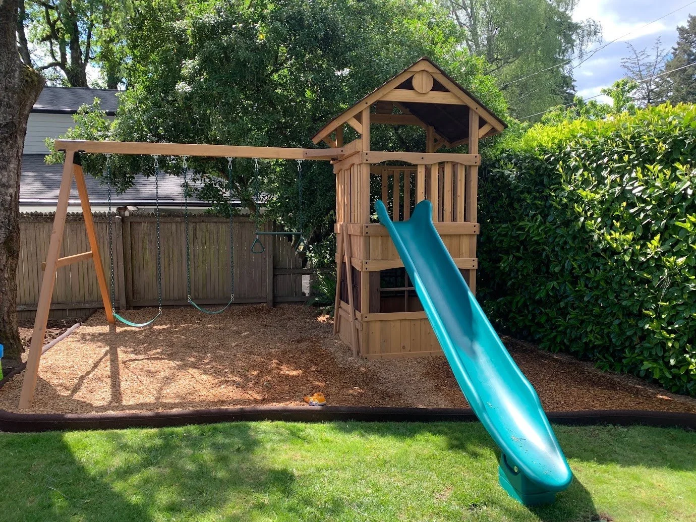 AOXL with playhouse, border and Fiberex.jpg