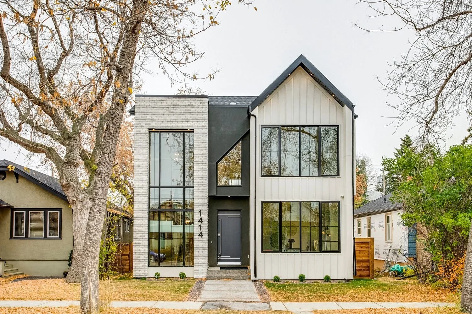 Luxury Single Family Custom Home located in the highly sought after community of  Crescent Heights, Calgary