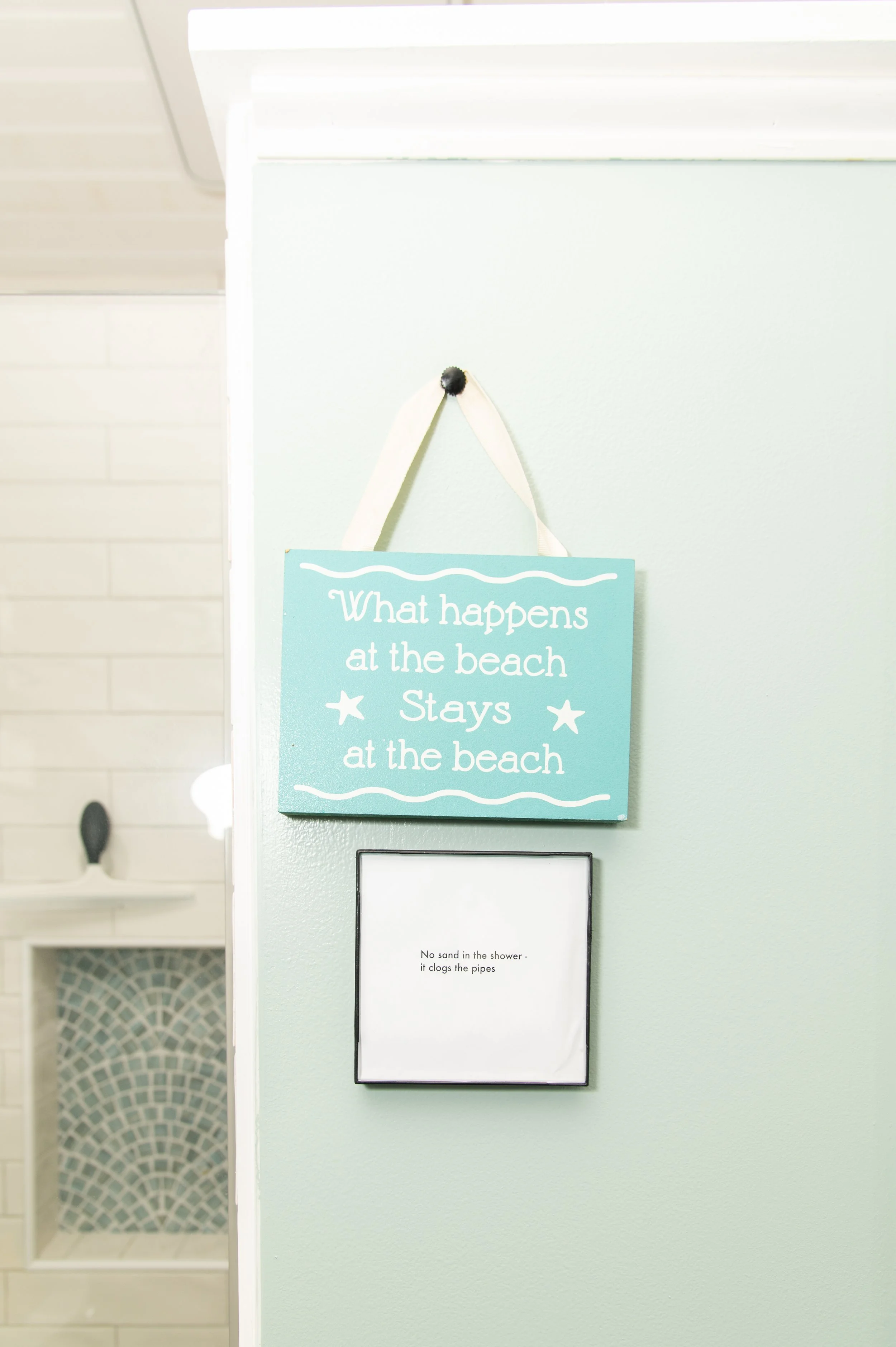 Upstairs Shared Bathroom