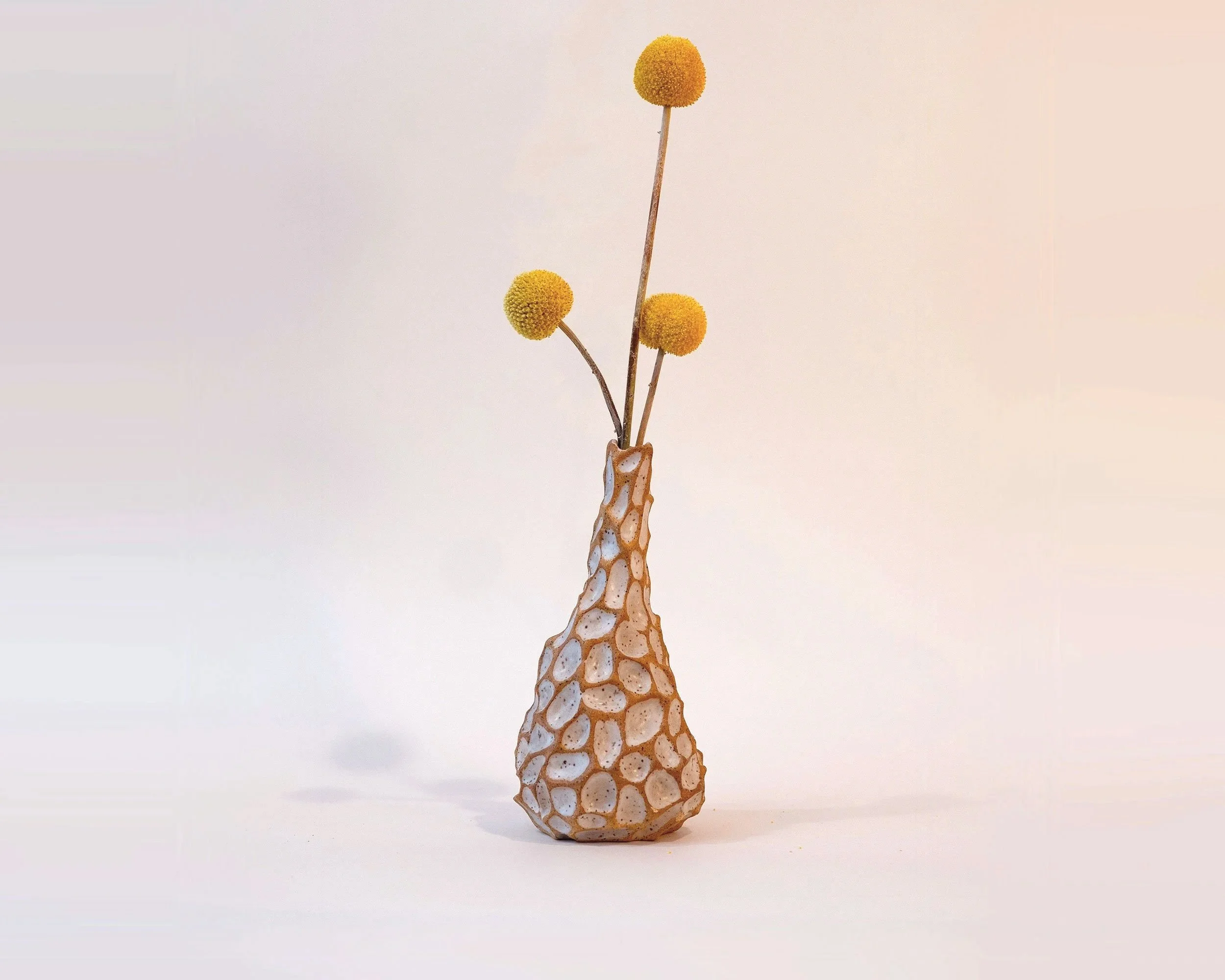 ceramic_offwhite_2alone_2500px.jpg