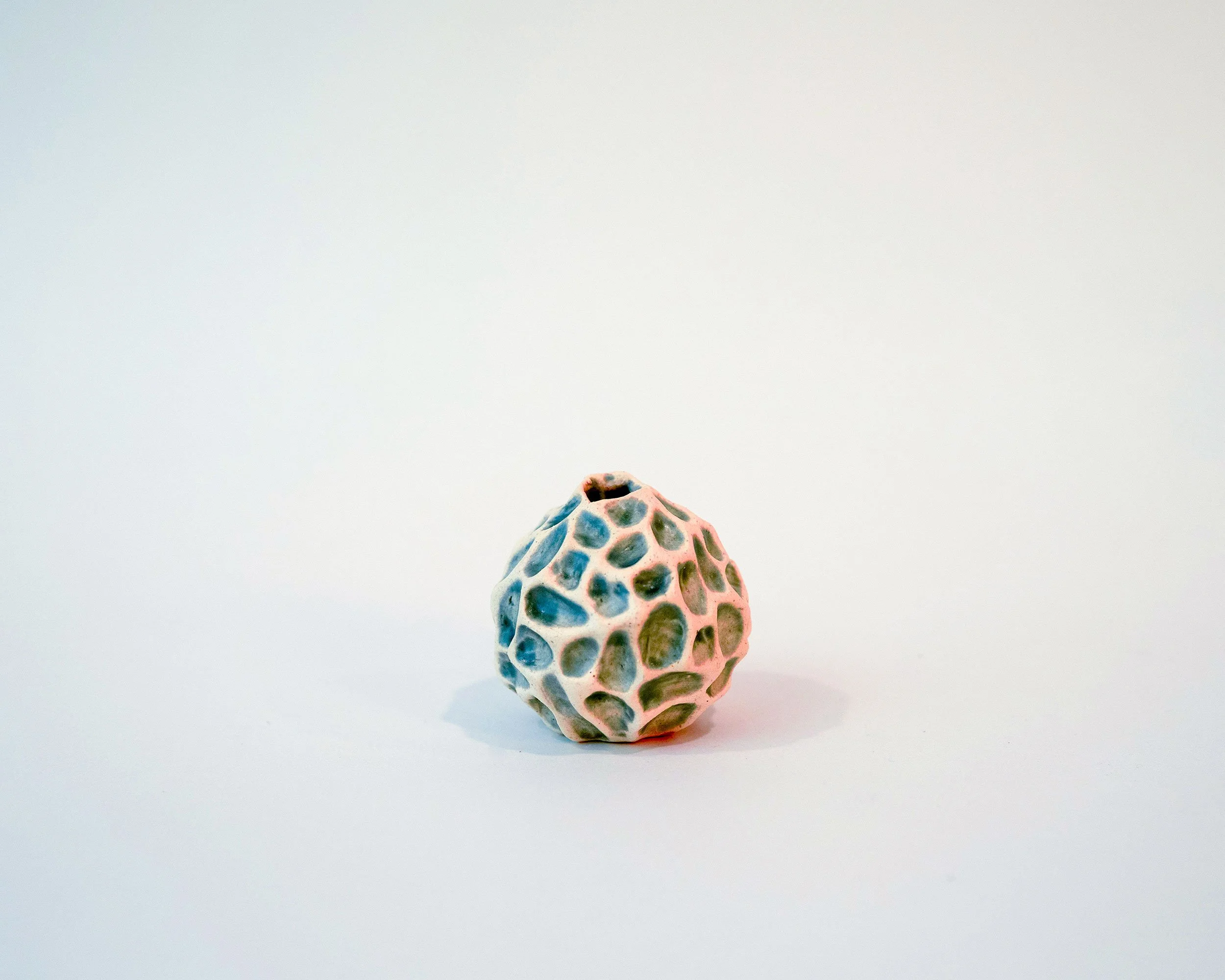 ceramic_blugrey_1only_2500px.jpg