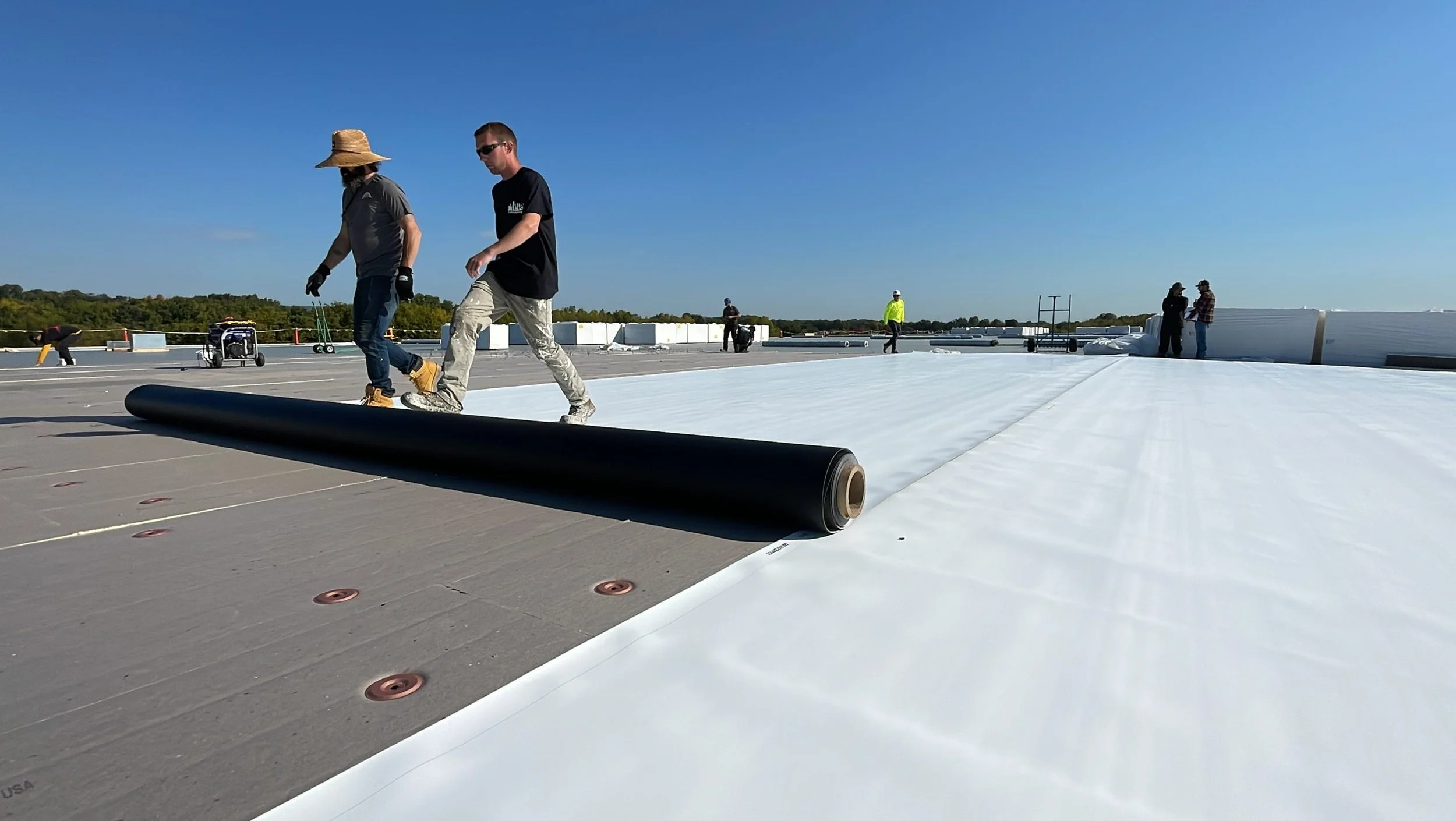 SINGLE-PLY ROOFING TECHNOLOGY