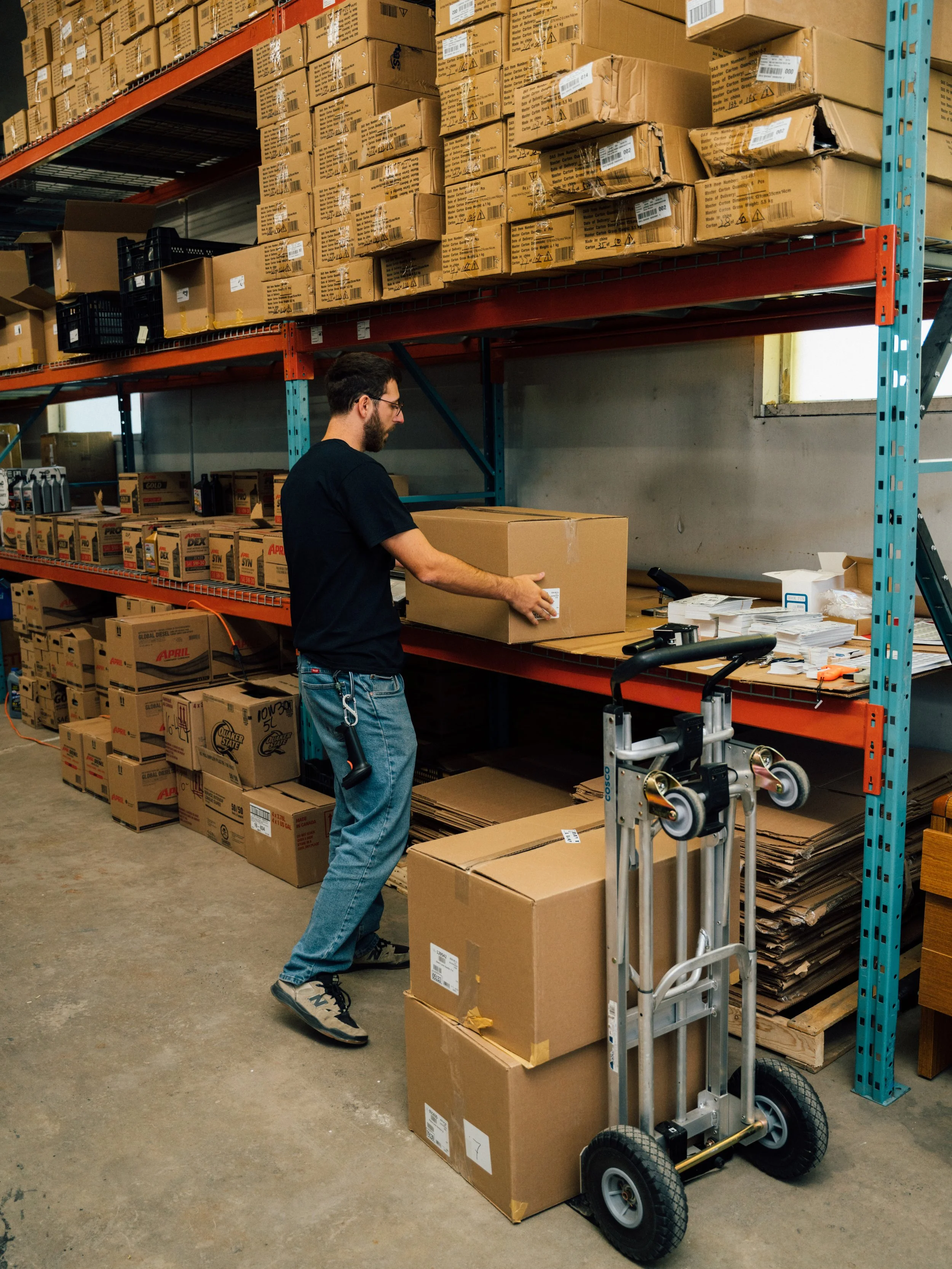 Jonathan Auclair œuvre dans la distribution depuis la sortie du HEC en 2012 et maîtrise le marché avec précision