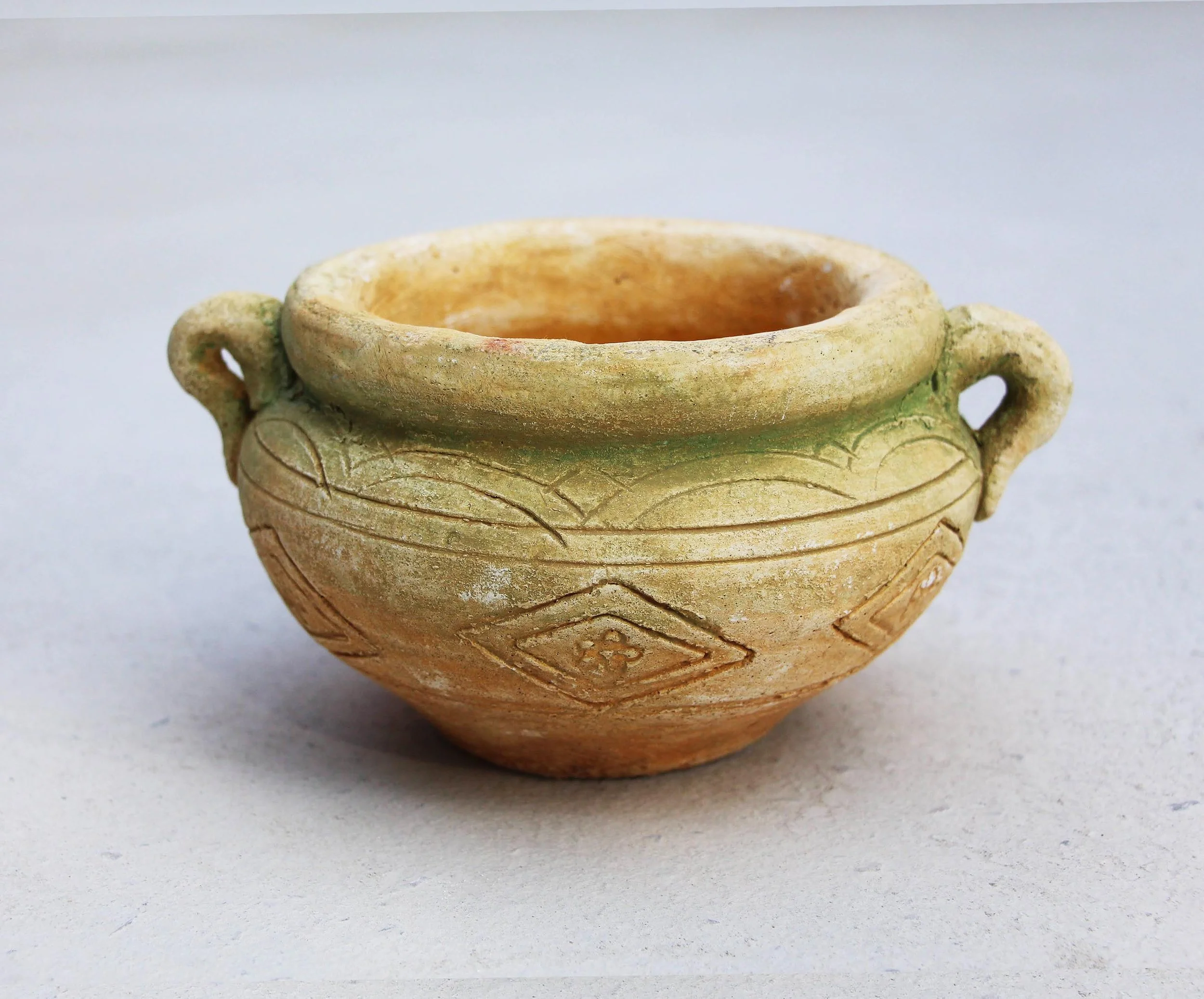 rustic stone small pot