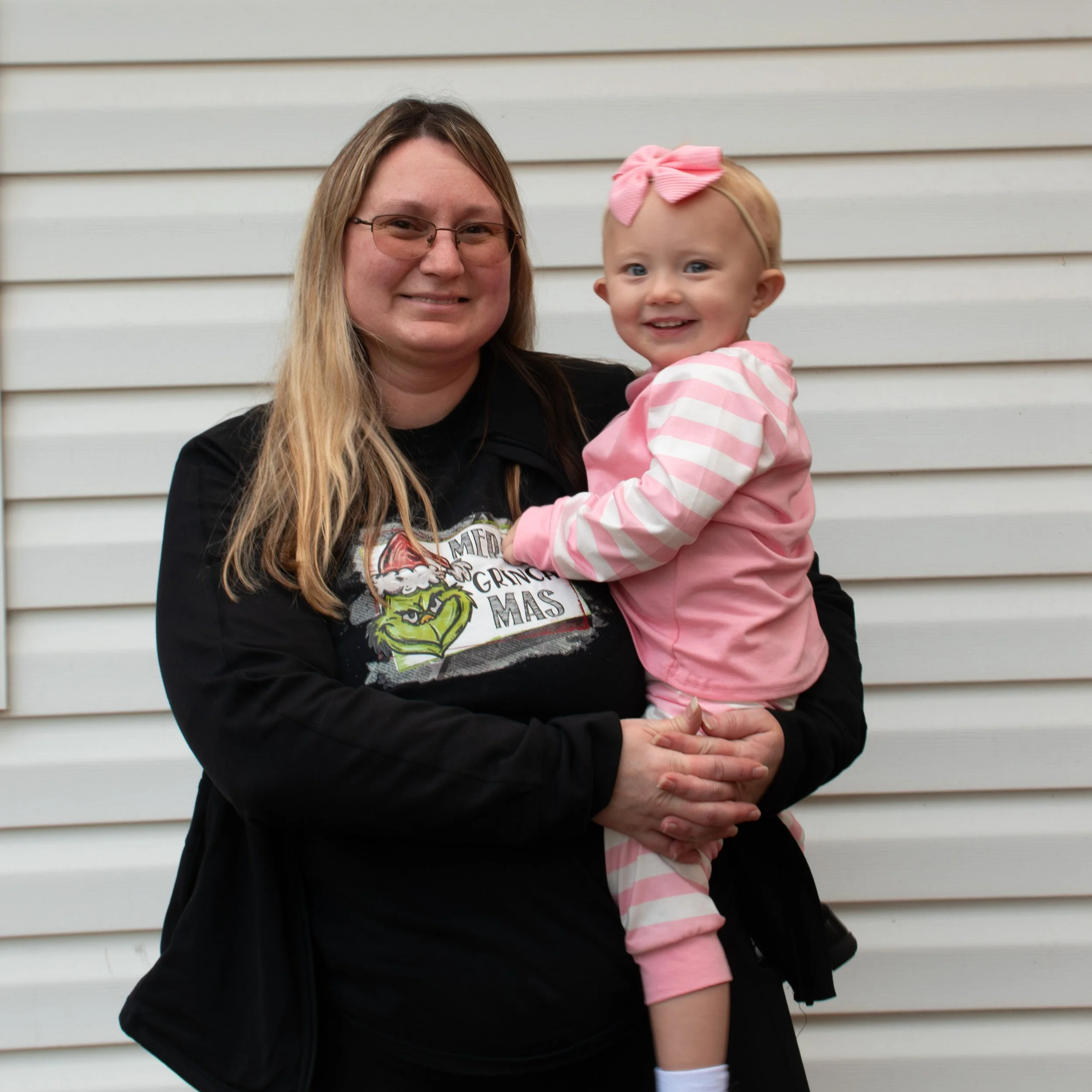 Nicole Sides Headshot