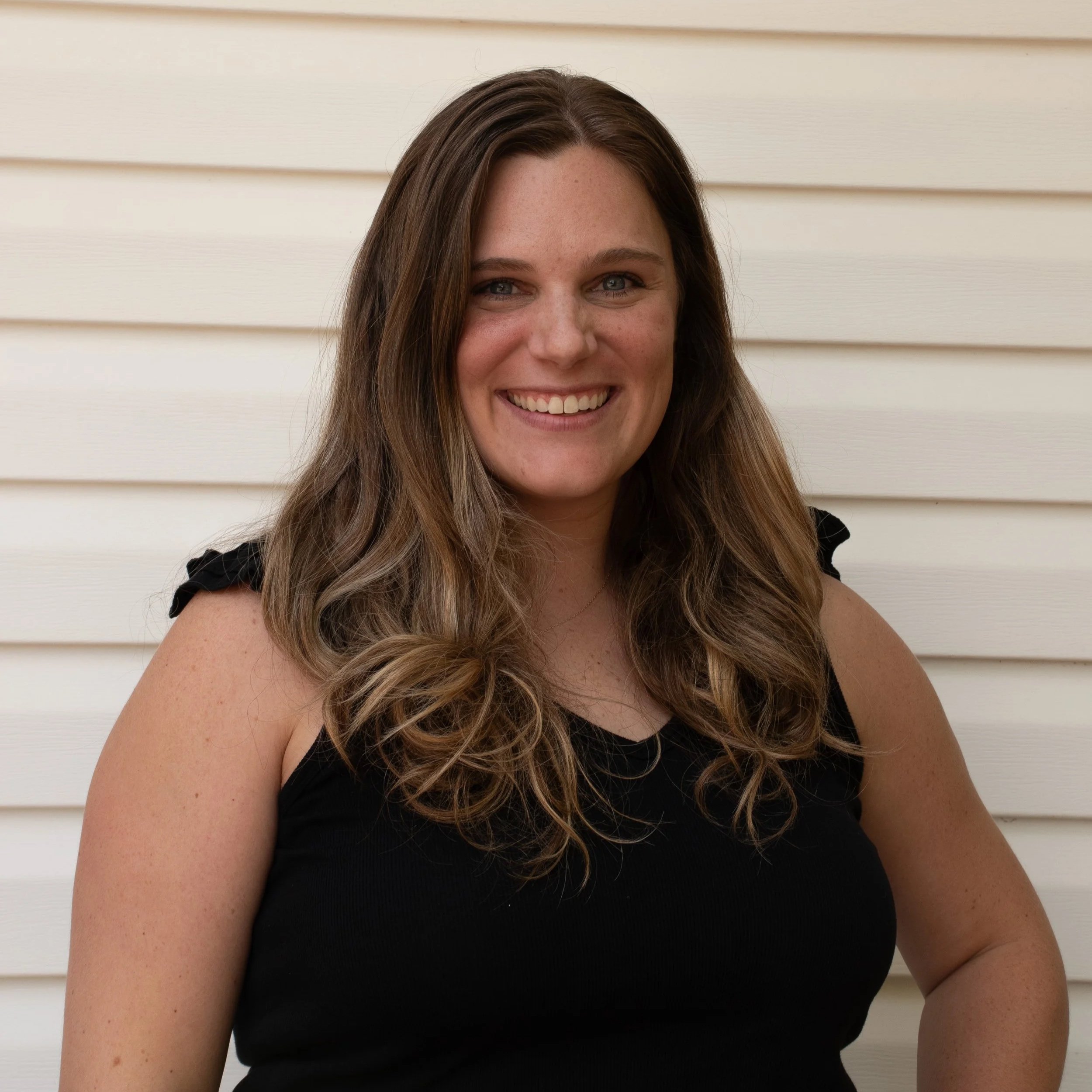 Katie Deans Headshot