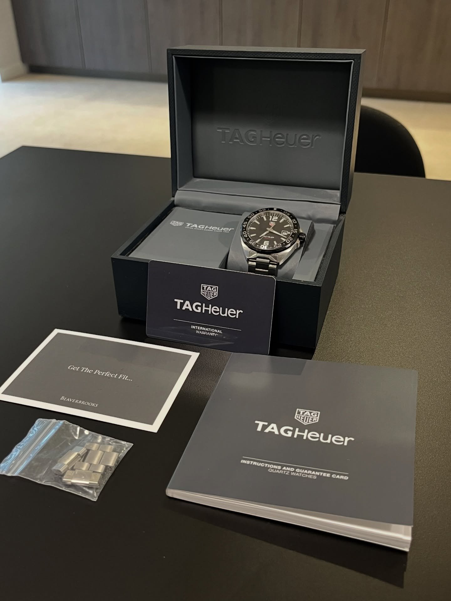 TAG Heuer Formula 1 WAZ1110 Full Set | &pound;825

Excellent condition with minor scratches to clasp, bracelet and case consistent with wear.

Includes: Original box, papers &amp; extra links.

Viewing: Glasgow / West Scotland (by appointment).

Ship