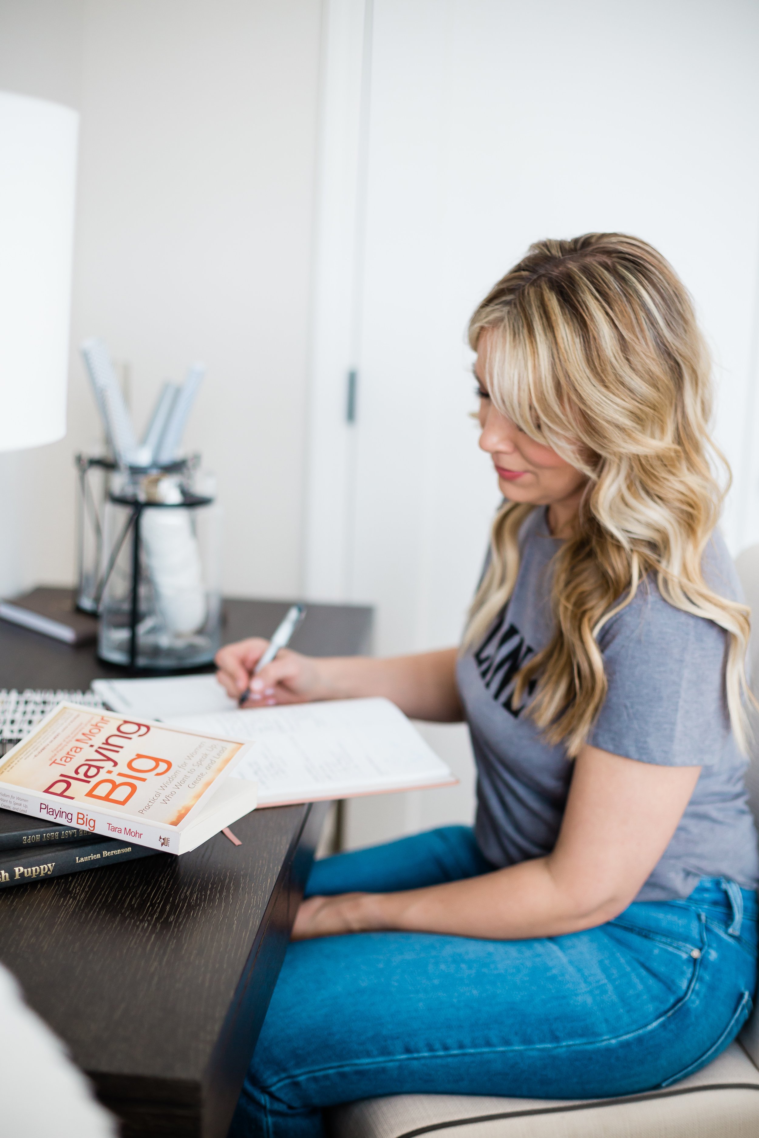 Tracy Bednar_ HEADSHOT HAPPY HOUR_ HUDSON WI_ JENNY LOEW PHOTOGRAPHY-38.jpg