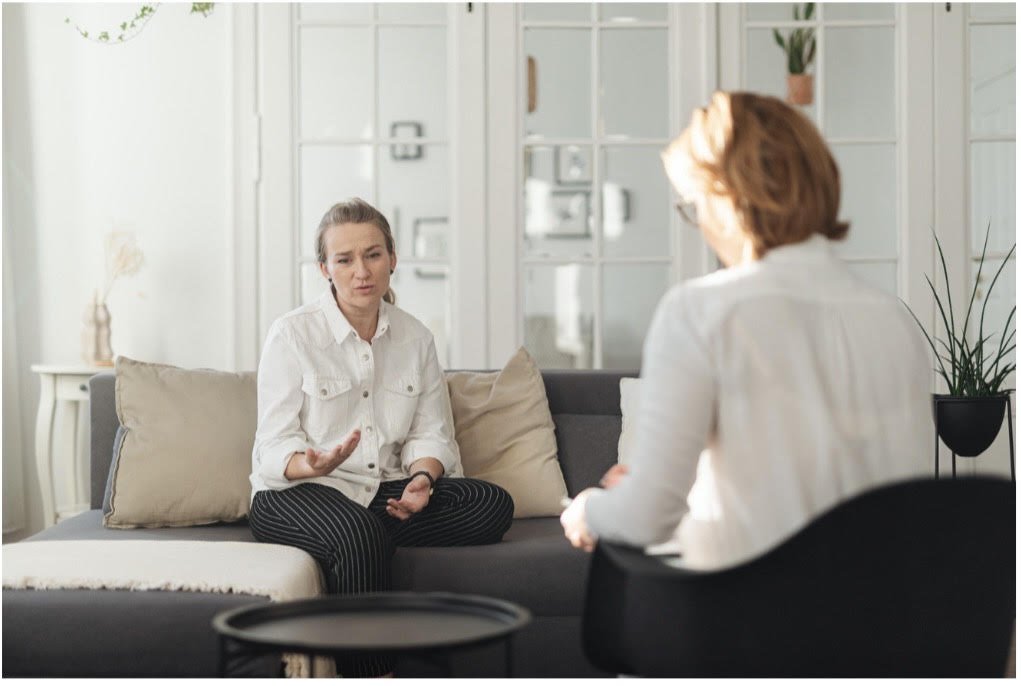 5 Signs You Might Benefit from Talking to a Psychiatric Nurse Practitioner 