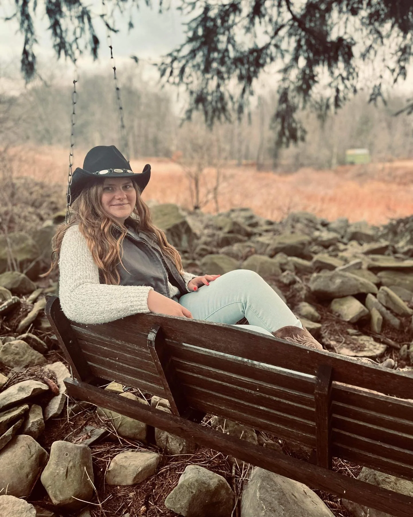 Senior photos part 2! Thank you @ltrostlephotography for taking these beautiful pictures! 💕
