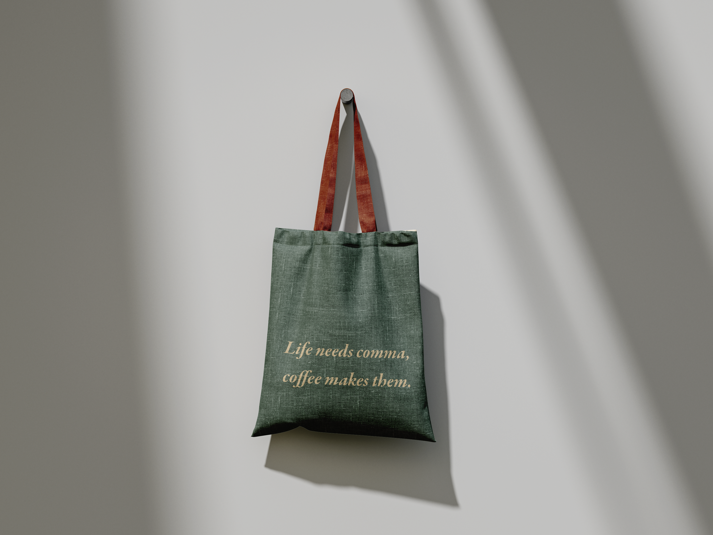 comma,tote bag.png
