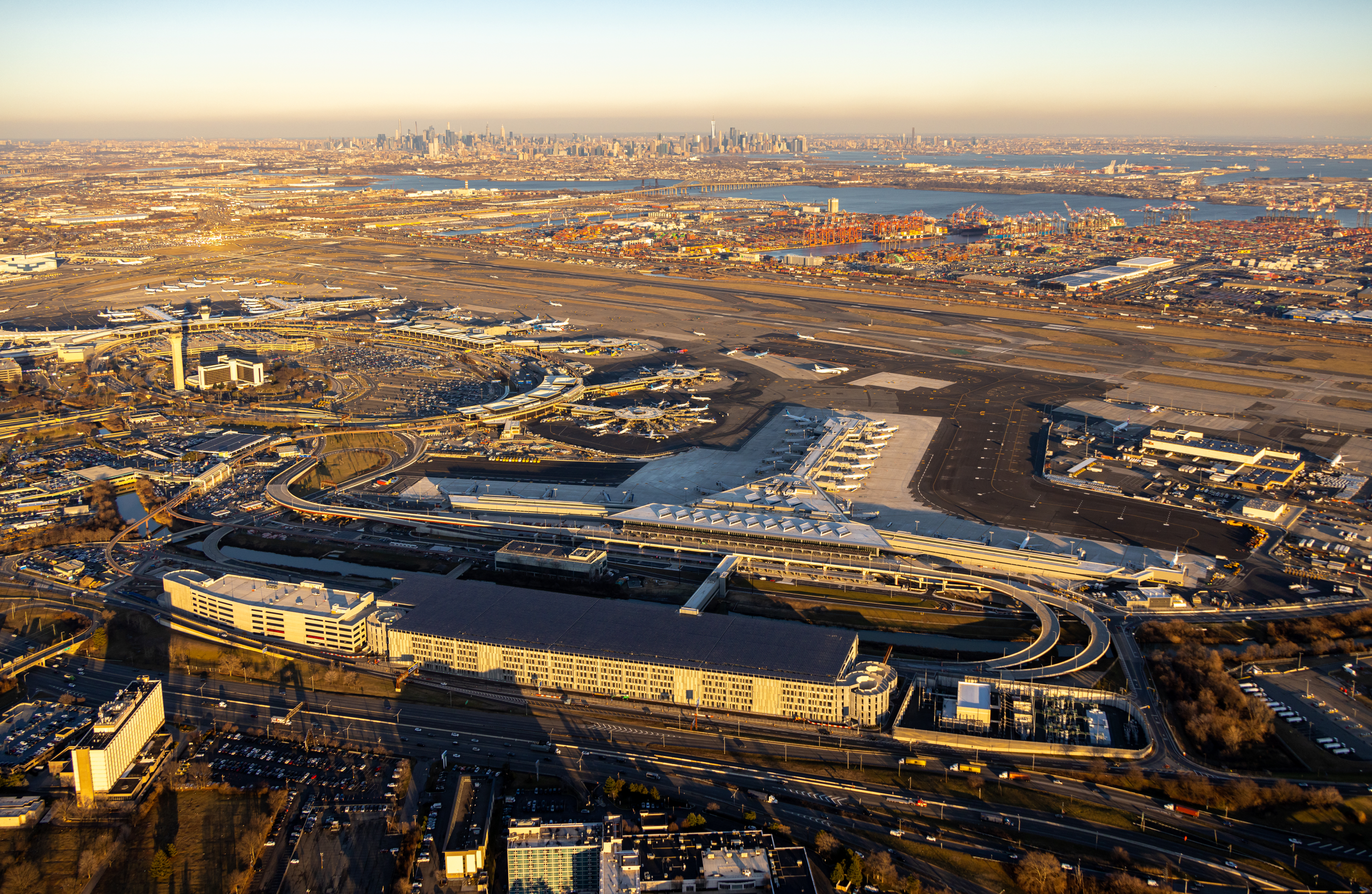 EWR New Terminal A & ConRAC – (The Port Authority of NY & NJ)