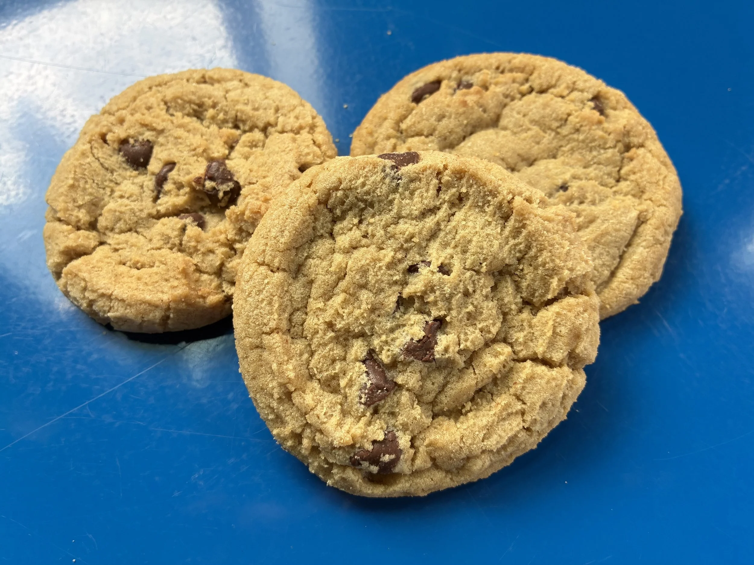 Homemade chocolate chip cookies shipped fresh across the US – Munchies Cookie Shop