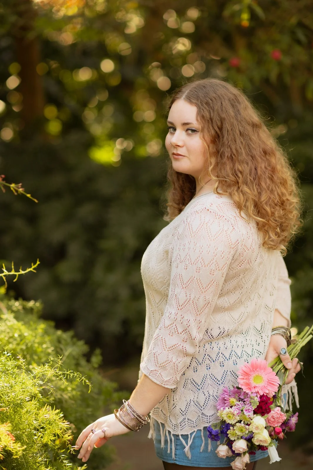 cottage core high school senior photos in st. pete