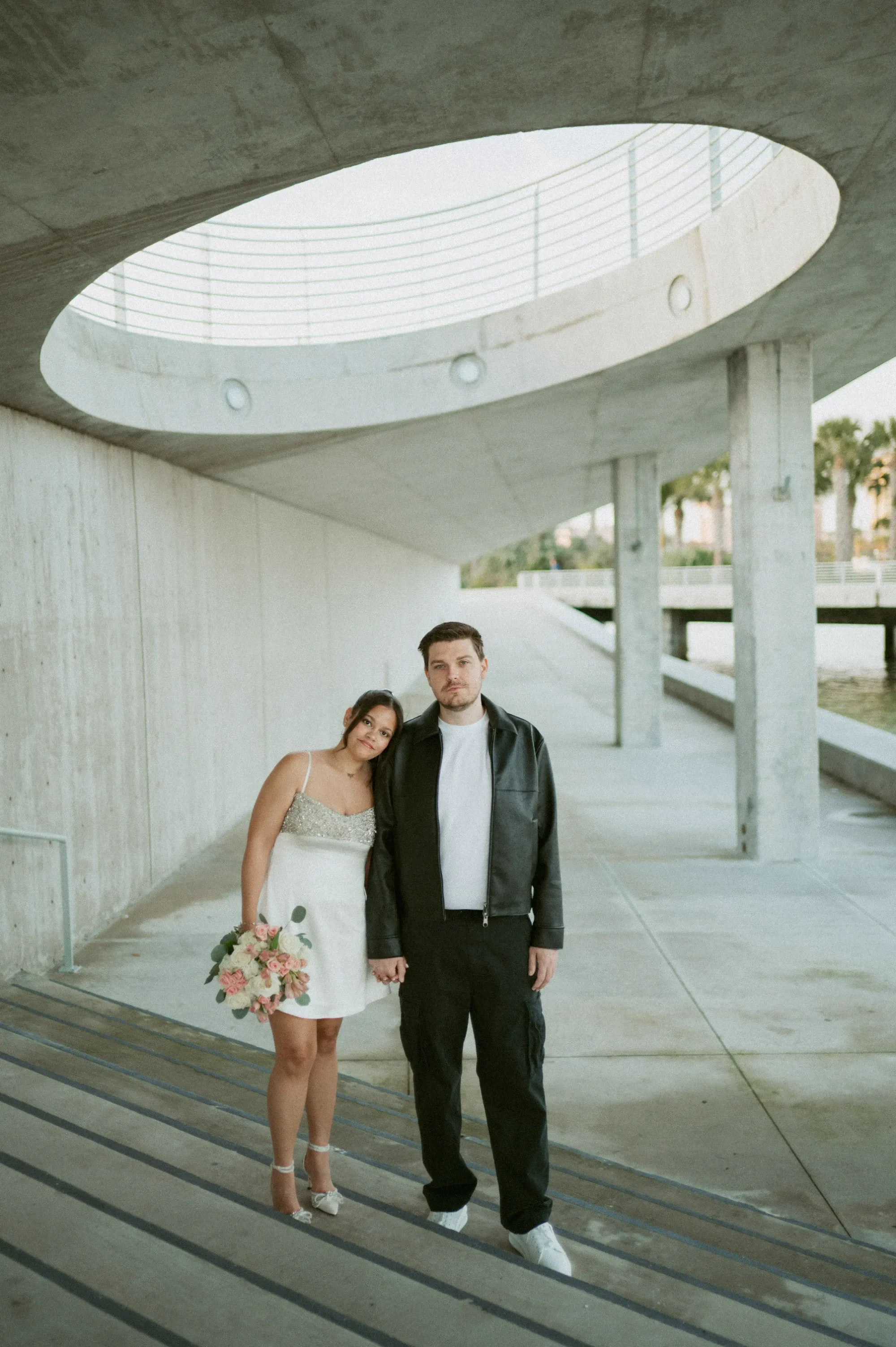 st-pete-engagement-photographer-st-pete-pier-06.webp