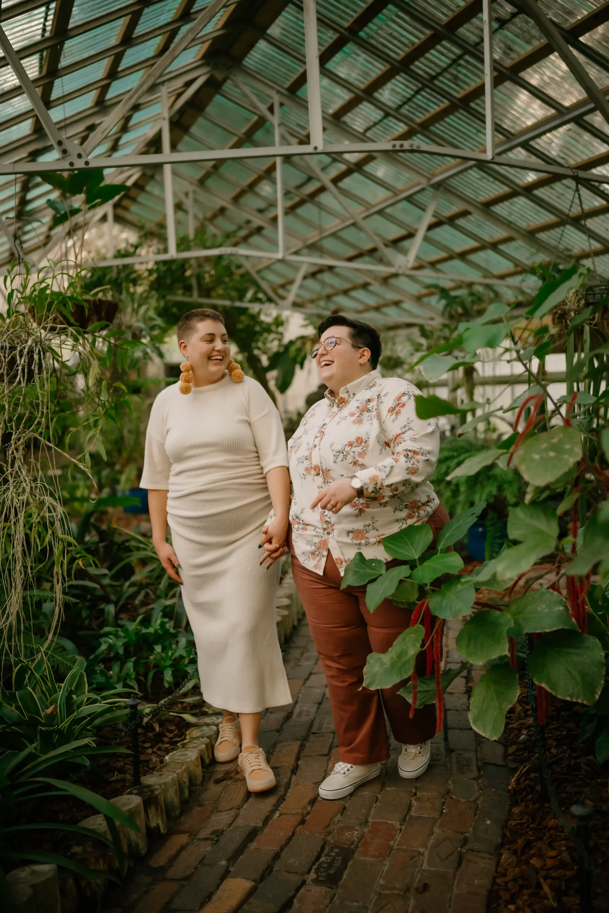 tampa-engagement-photographer-eureka-springs-lgbtq-50.webp