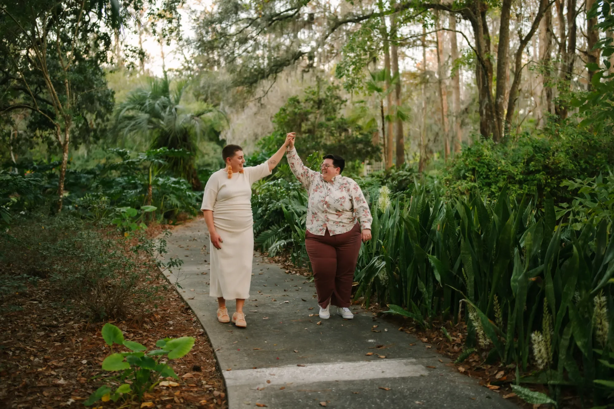 tampa-engagement-photographer-eureka-springs-lgbtq-121.webp