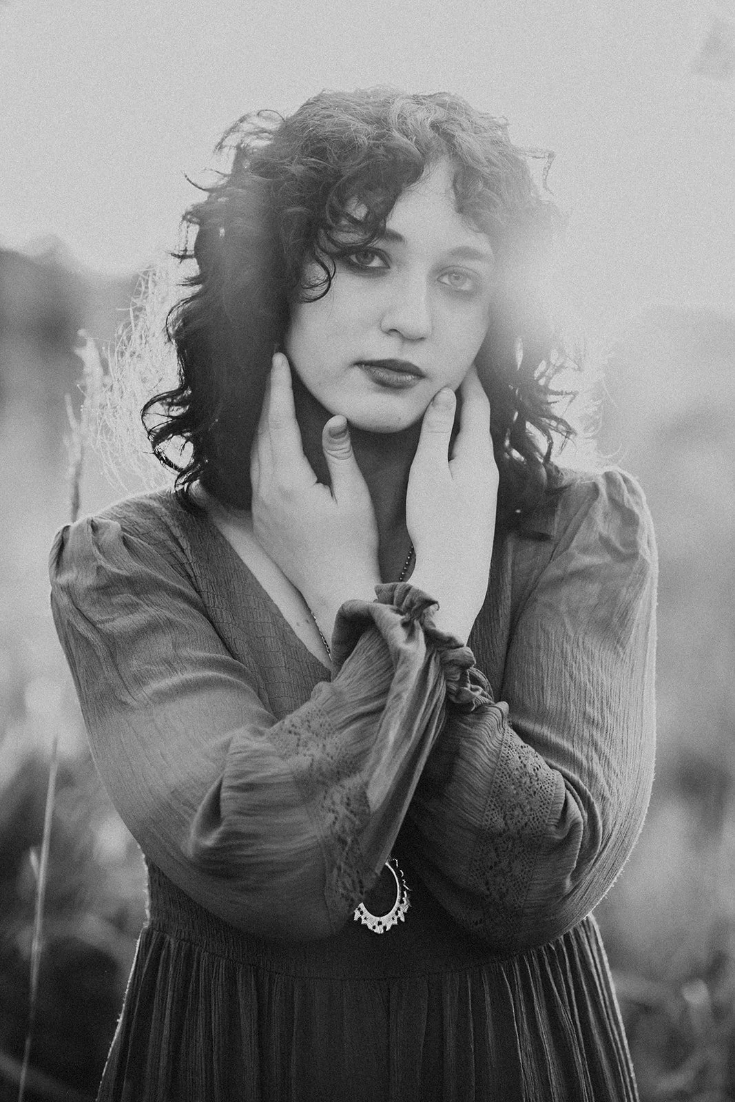 witchy alternative high school senior session in tampa
