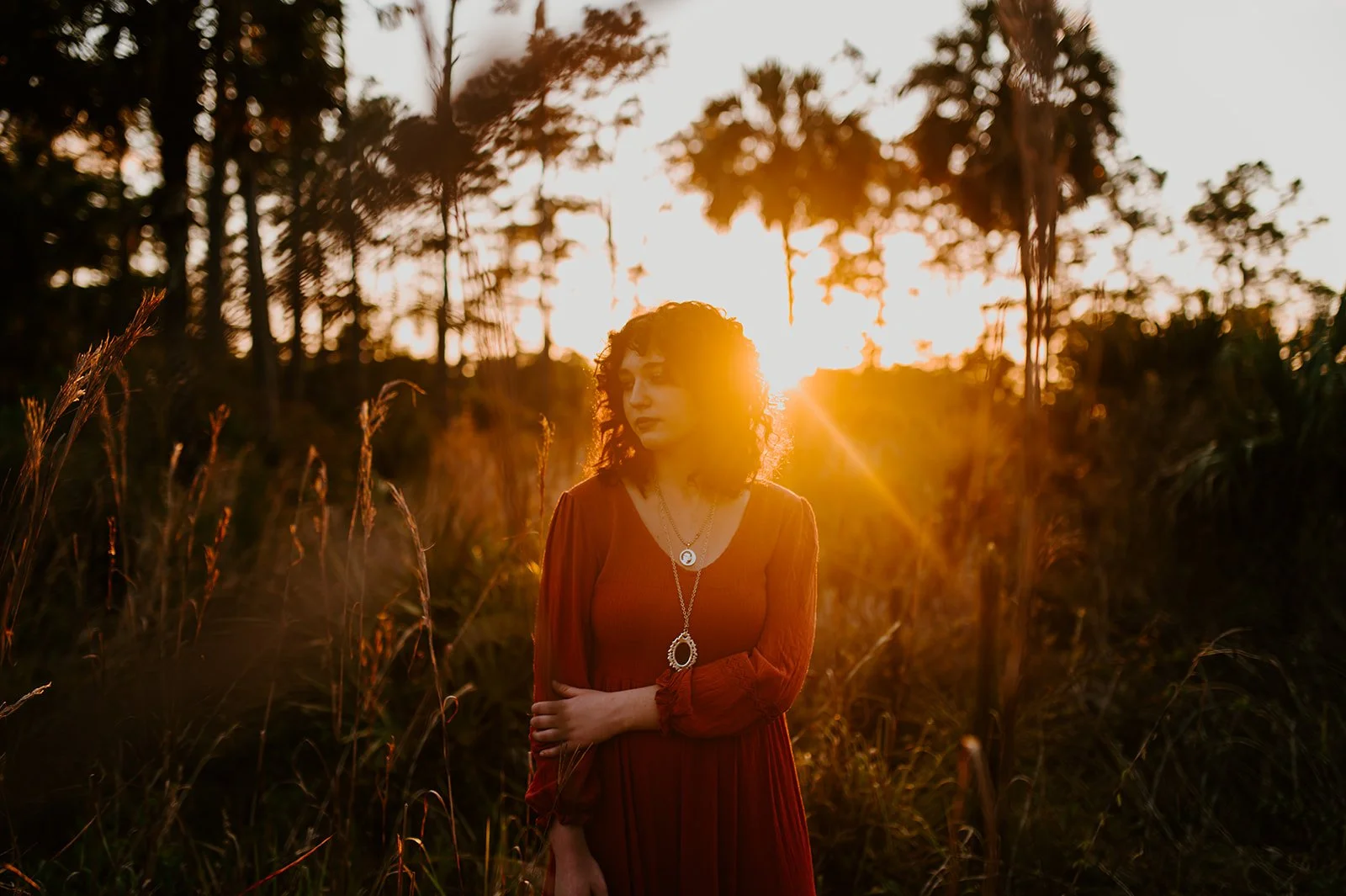 witchy alternative high school senior session in tampa