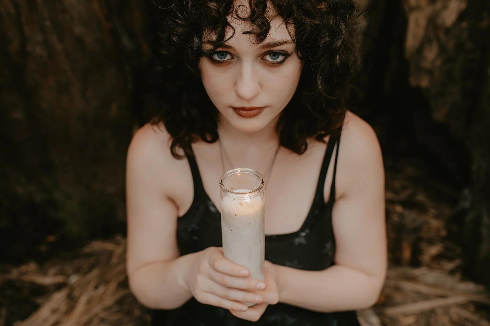 witchy alternative high school senior session in tampa