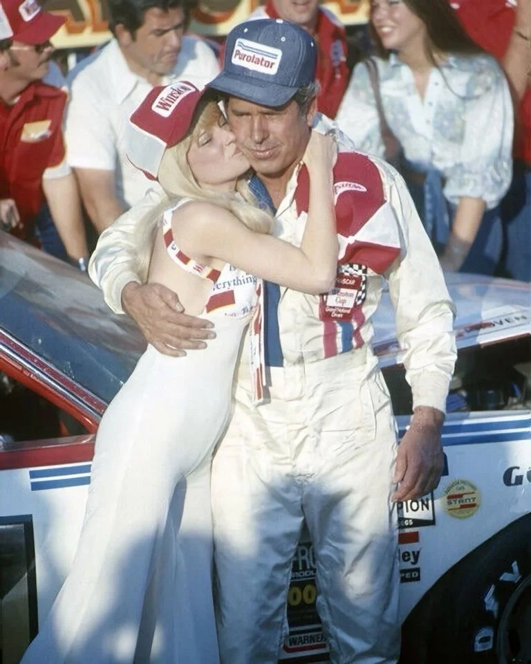 500 MILES OF LEFT TURNS!! 🏎️ 🏁 Join us this&nbsp;Sunday at one4one for high-octane vibes and the best view of the Great American Race.   Daytona 500 | Sunday, Feb 15 | 2:30 PM | Walk-ins welcome