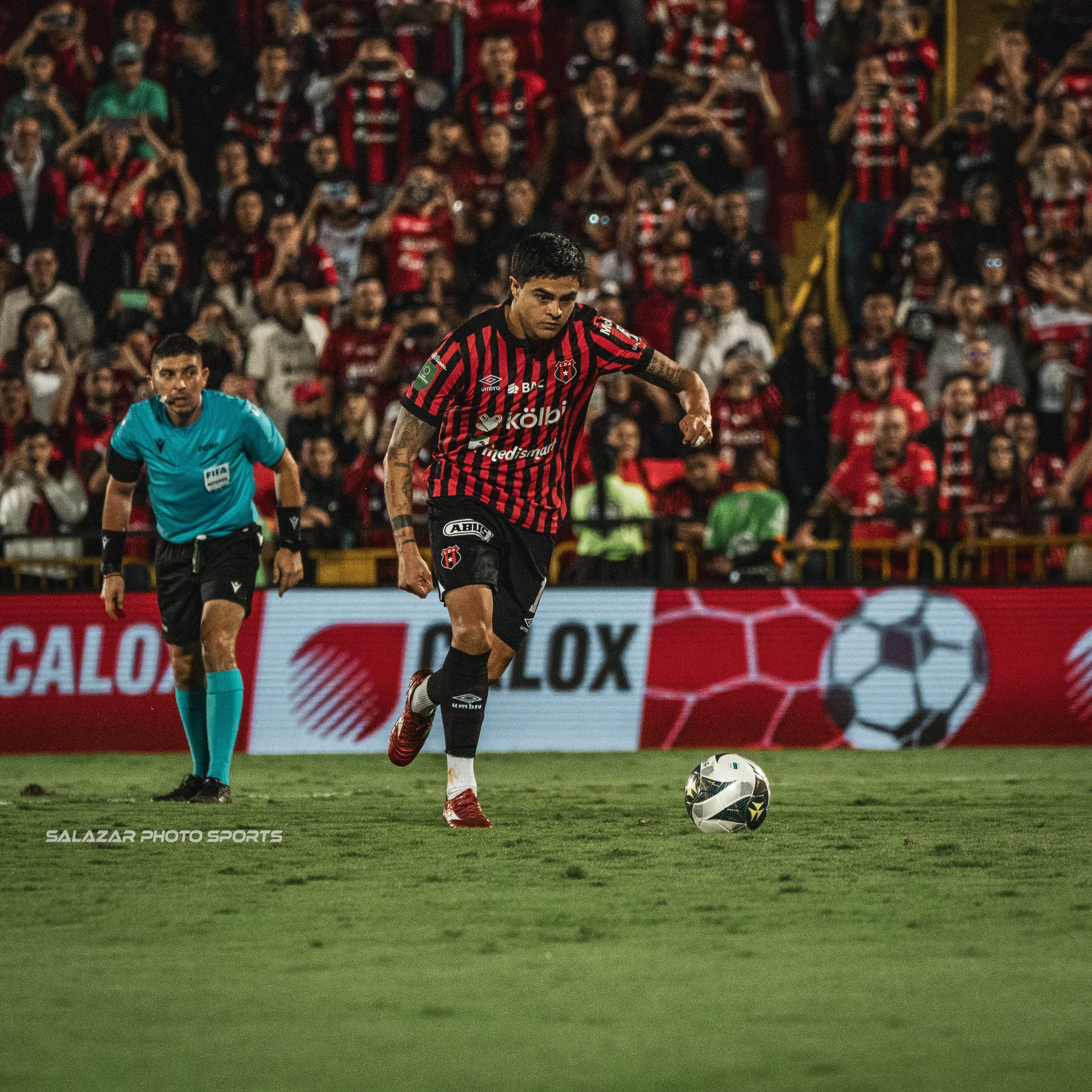 Liga vs Liberia - Semifinal-64.jpg