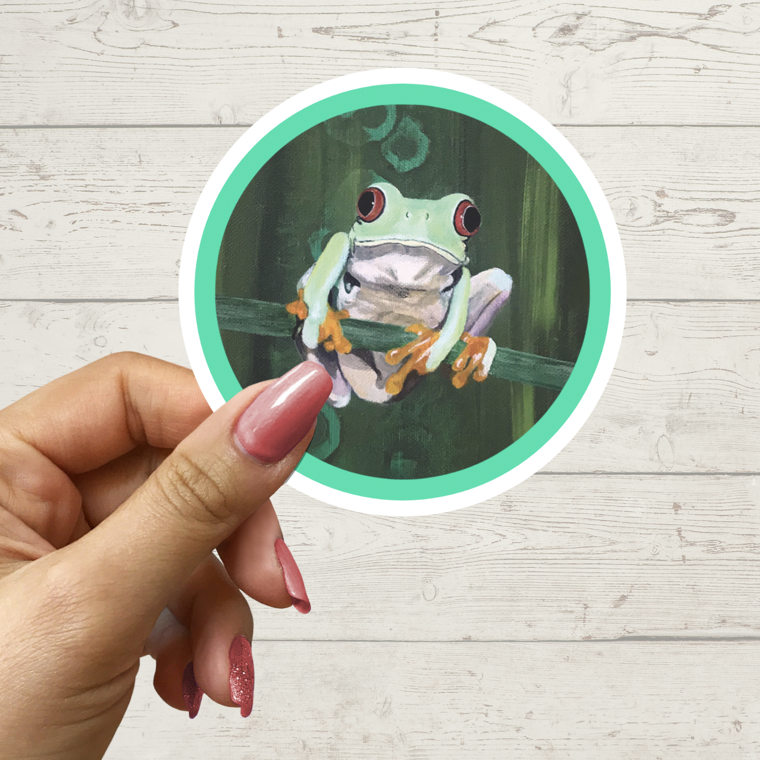 Tree Frog Green_Hand_Wood.png