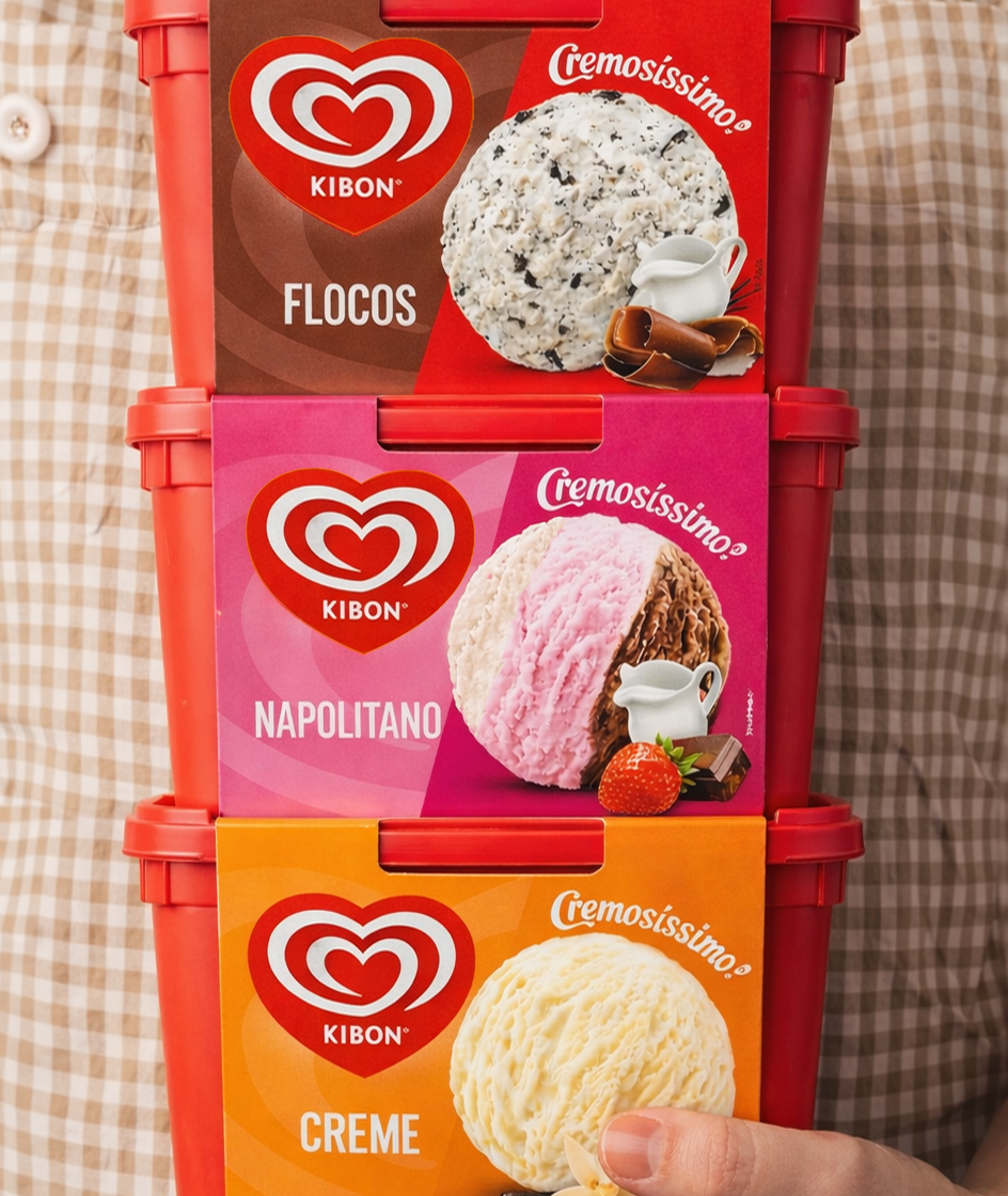  
  Kibon Cremosíssimo
 

 
 Art Direction Packaging Design (Coming Soon)
 

