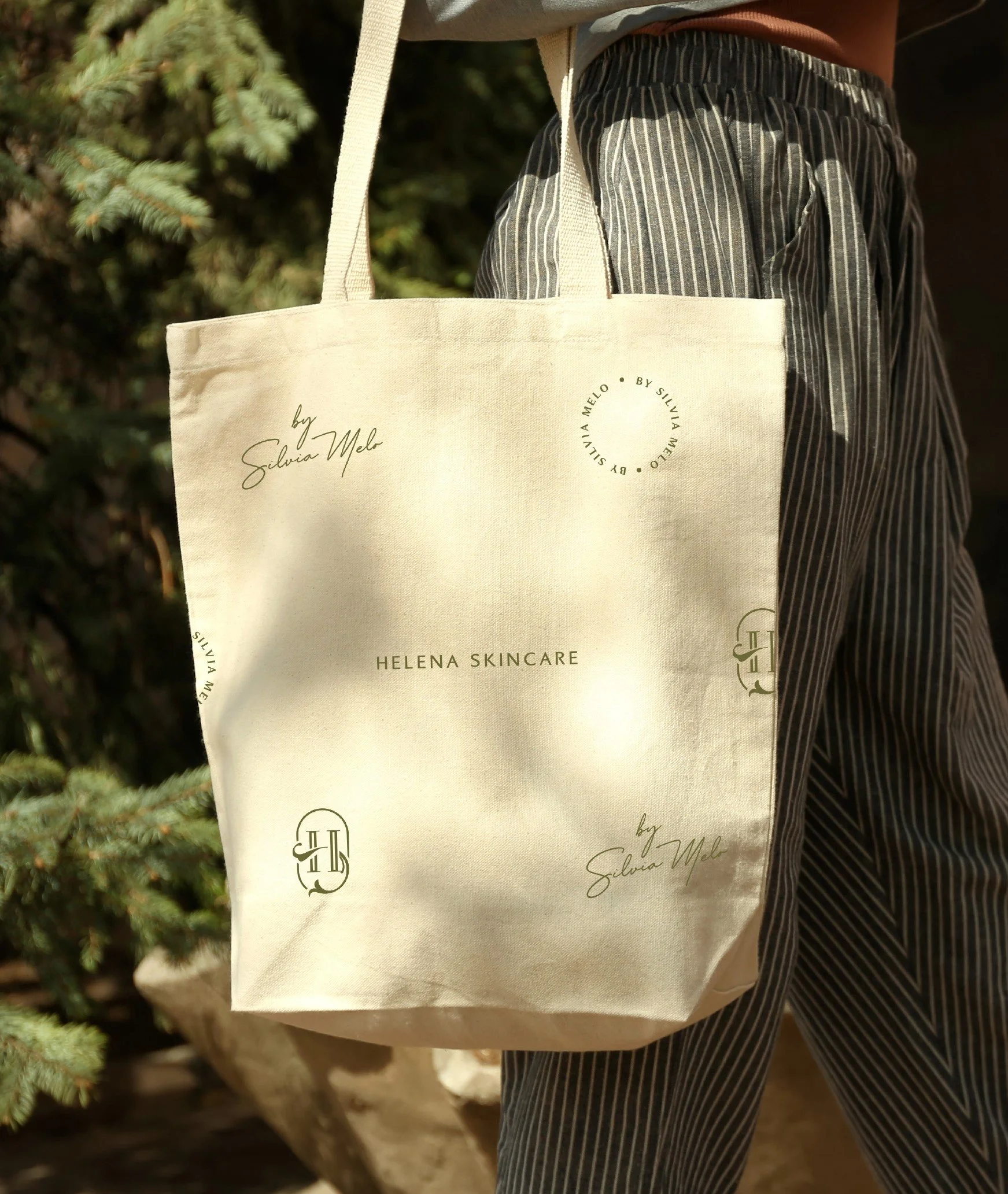  
Helena Skin Care
 

 
 Brand & Visual Identity (Coming Soon).
 