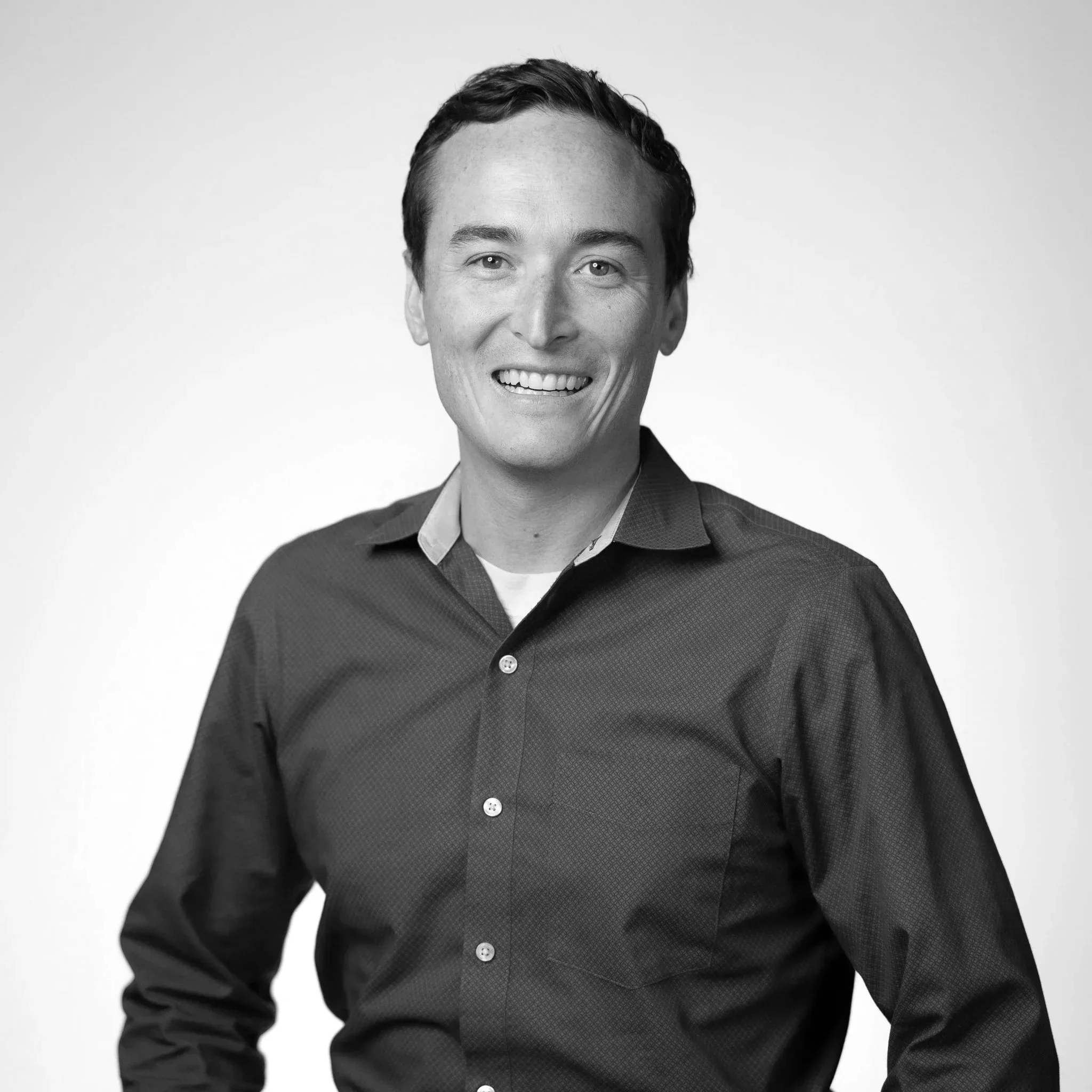 SCOTT PEARRING 

Scott is a CEO, church elder & foster dad based in San Jose, CA.

He’s also a pastor’s kid, and has inherited a deep love for the church from his family.