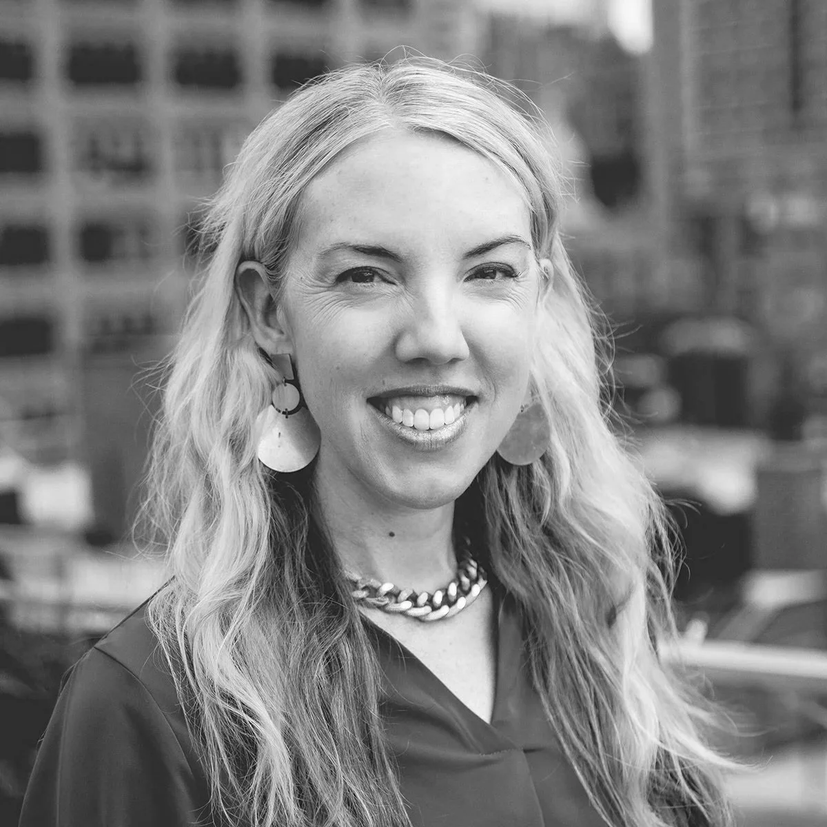 JESS MUNRO

Jess equips missional entrepreneurs and leaders to find their calling and pioneer new territory. She teaches at Stanford's d.school and has spent two decades architecting creative cultures across Fortune 500s and startups, including years