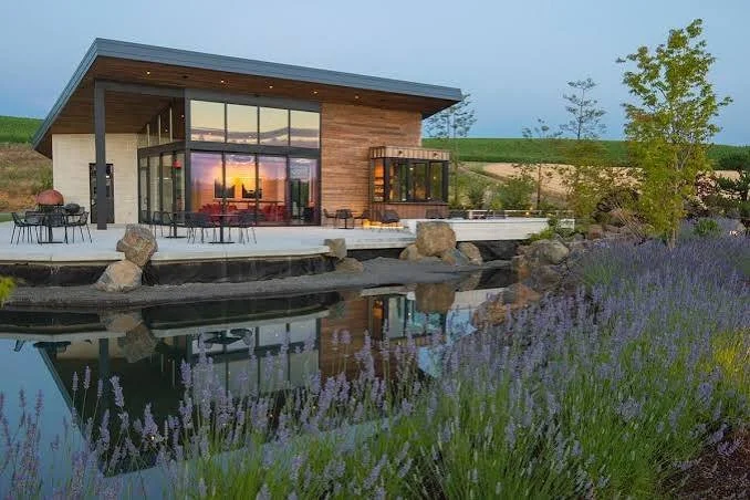 Between Light And Water @ Saffron Fields Winery