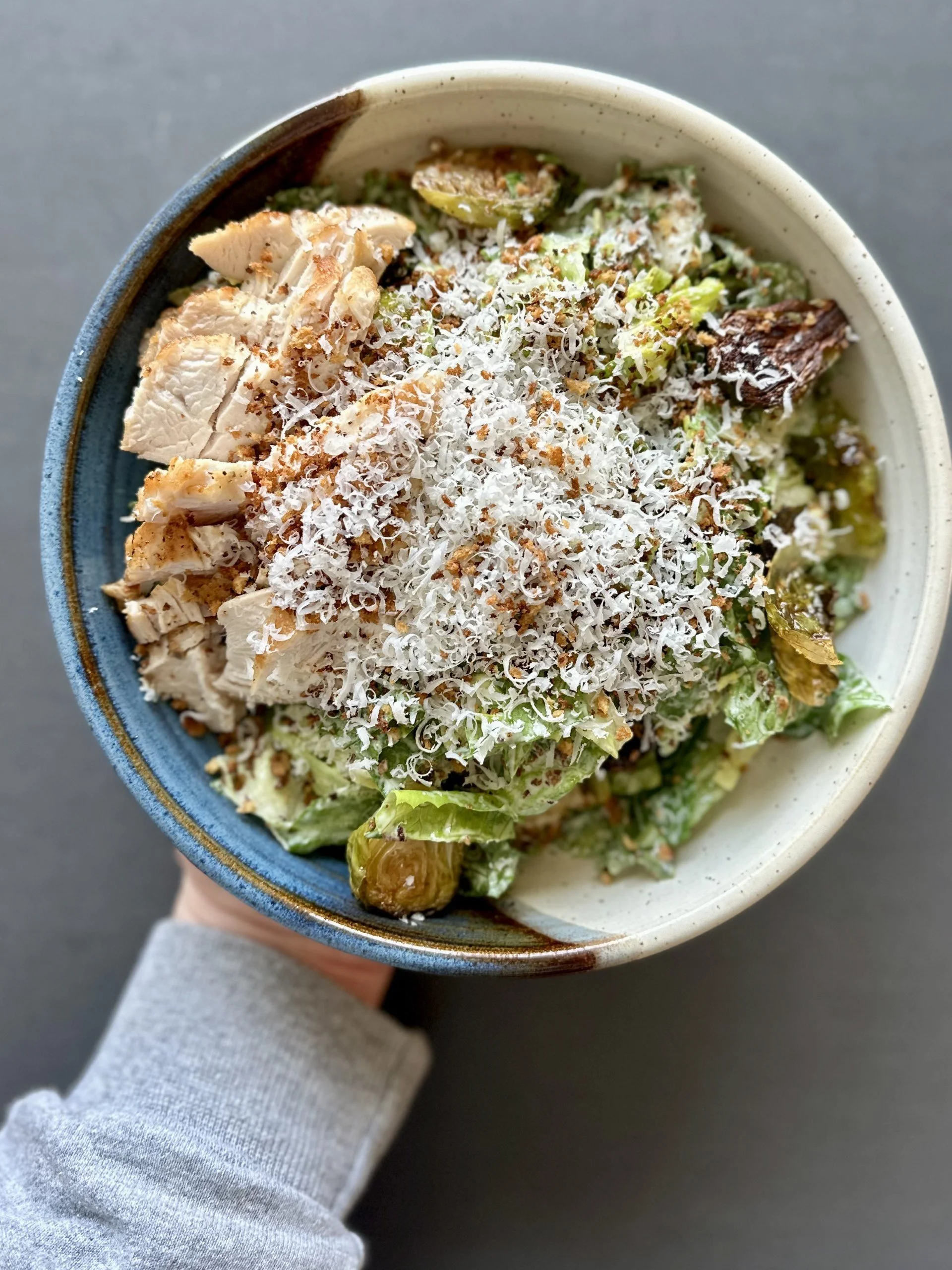 Crispy Caesar Bowl 32 oz (Monday)