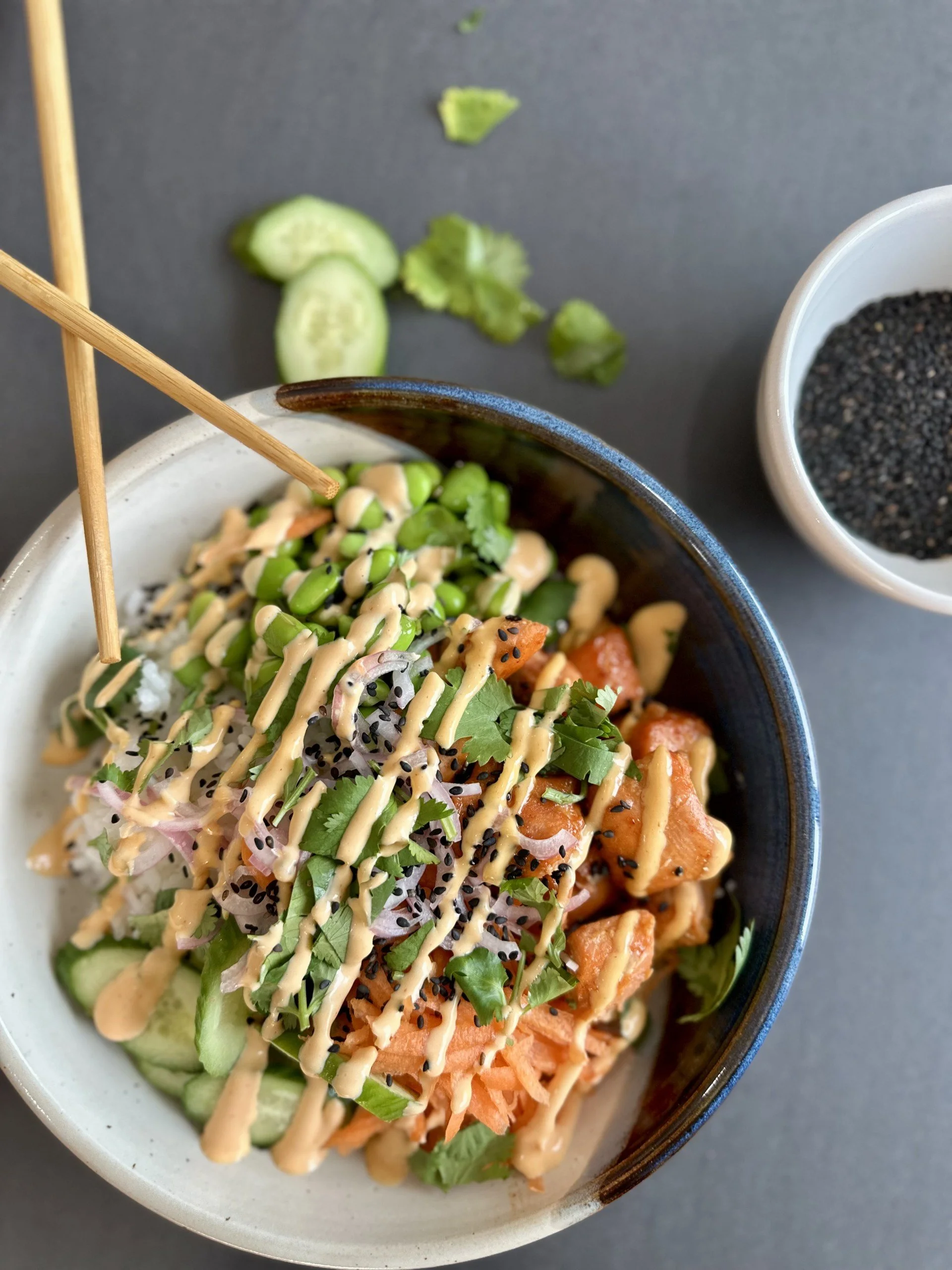 Salmon_Sushi_Bowl.jpg