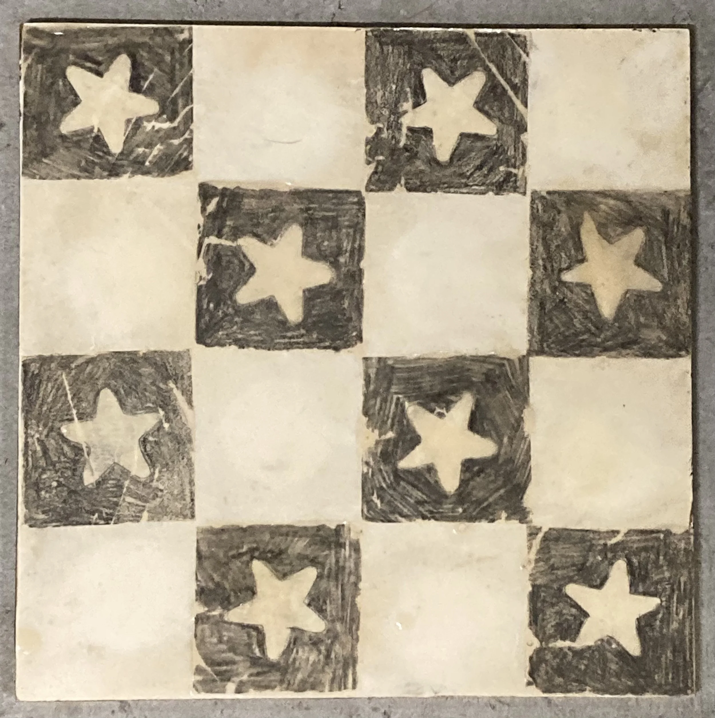 chess set (stars and figures)