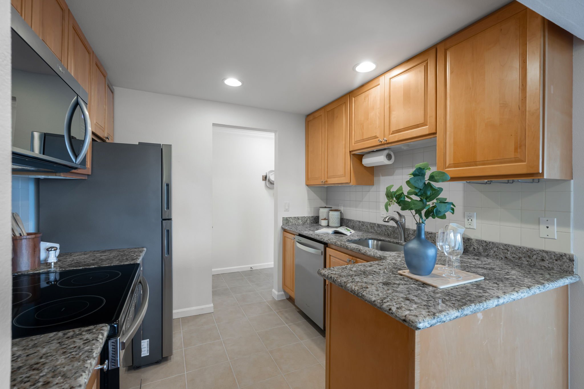 10110 NE 60th St 101_0015.jpg