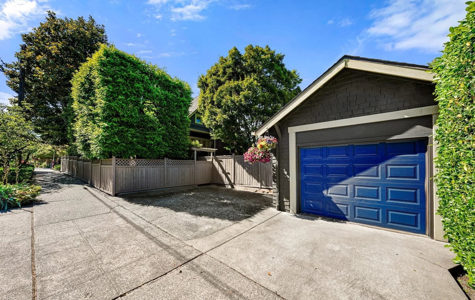 2202 Federal Avenue East, Seattle, WA 98102 27.jpeg