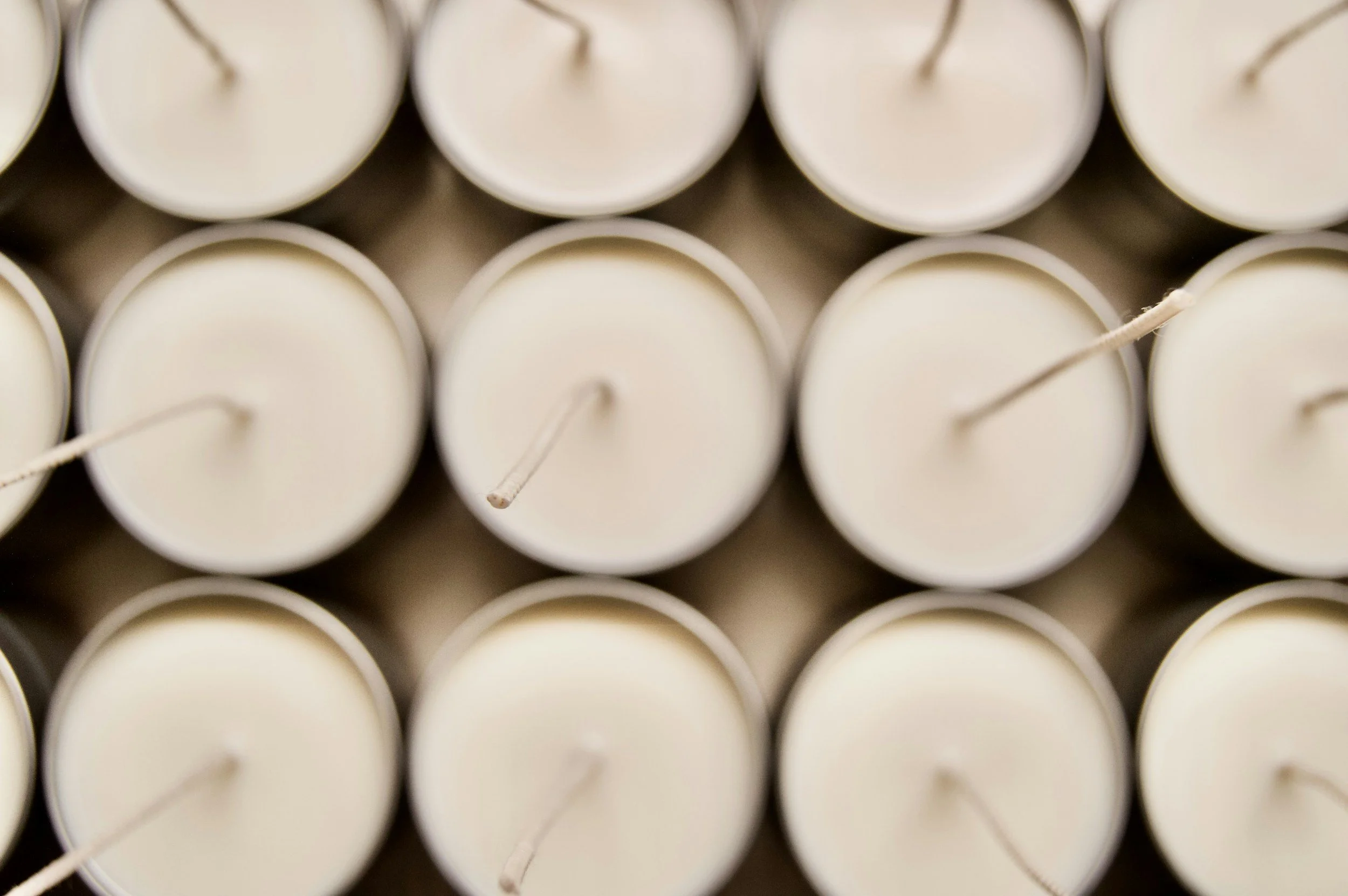 Top 3 Reasons to Buy Small Batch Candles