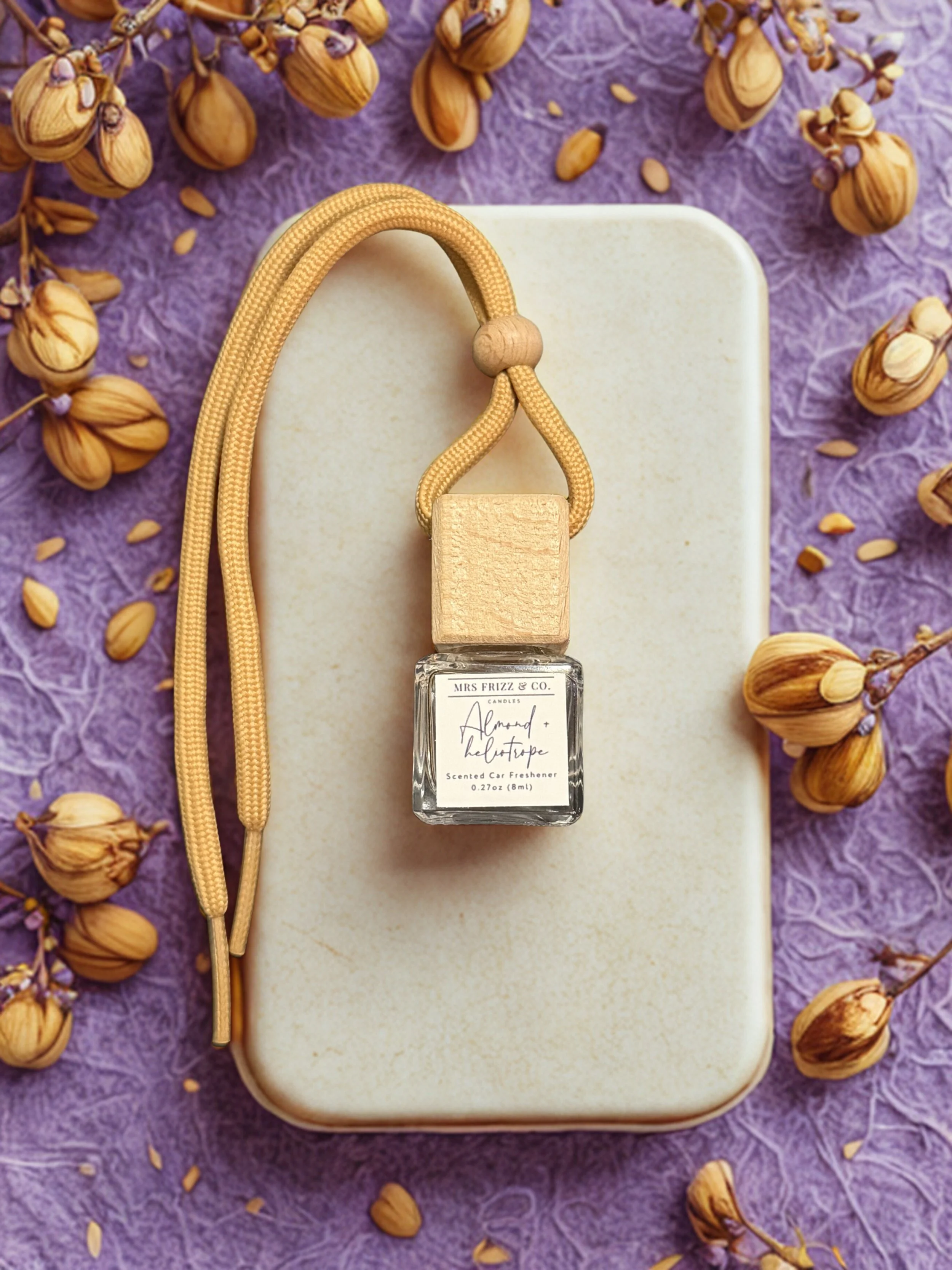 Almond + Heliotrope Freshener