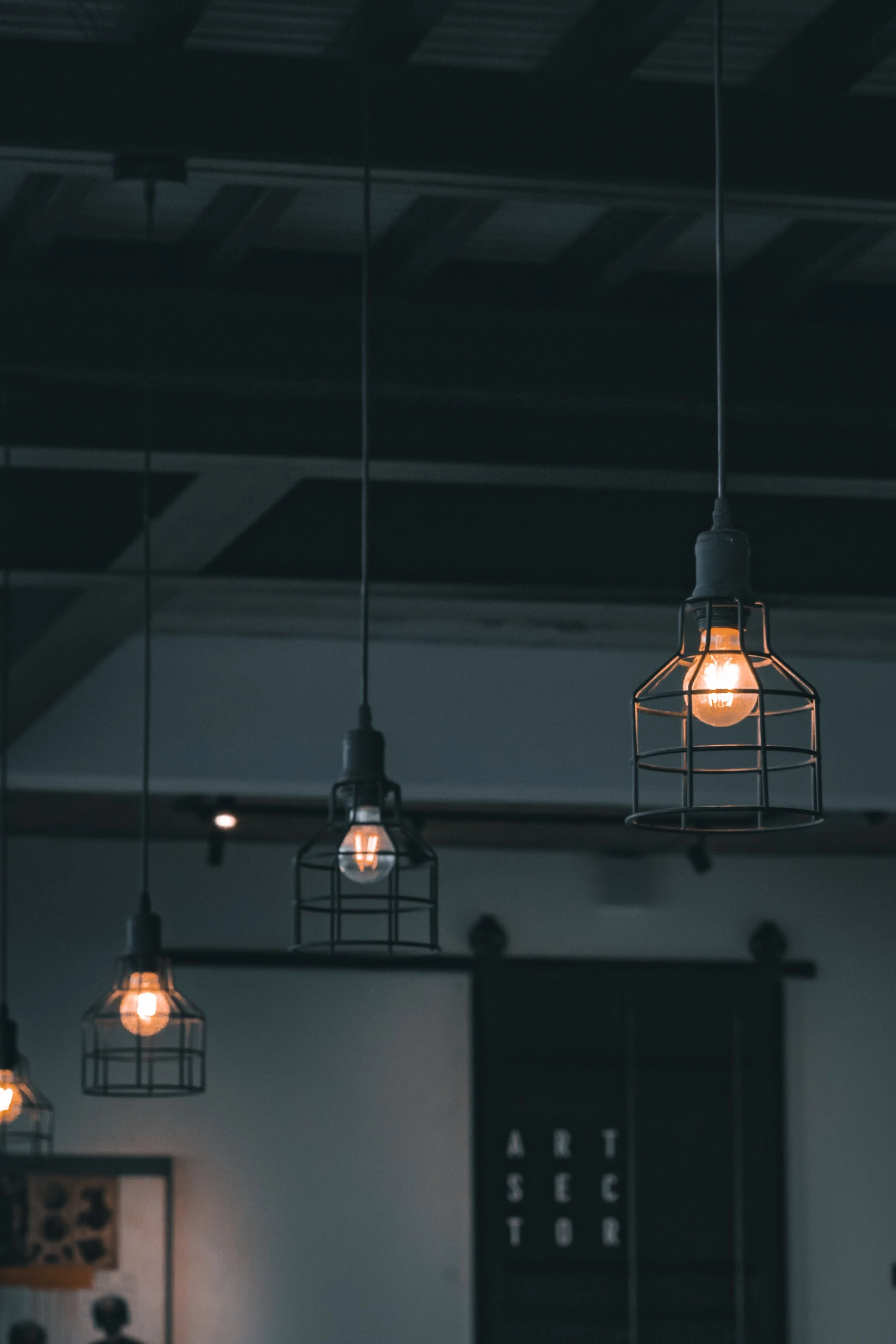 Fixture or Personal Property? Why Florida Buyers and Sellers Need to Know the Difference