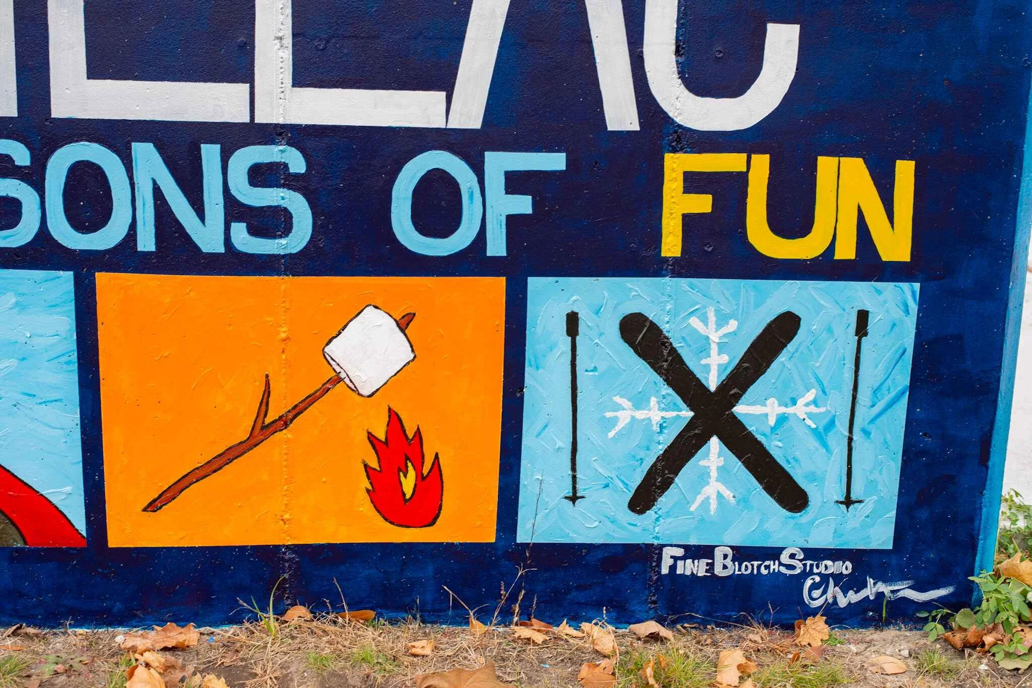 Cadillac, Michigan, welcome sign mural closeup.